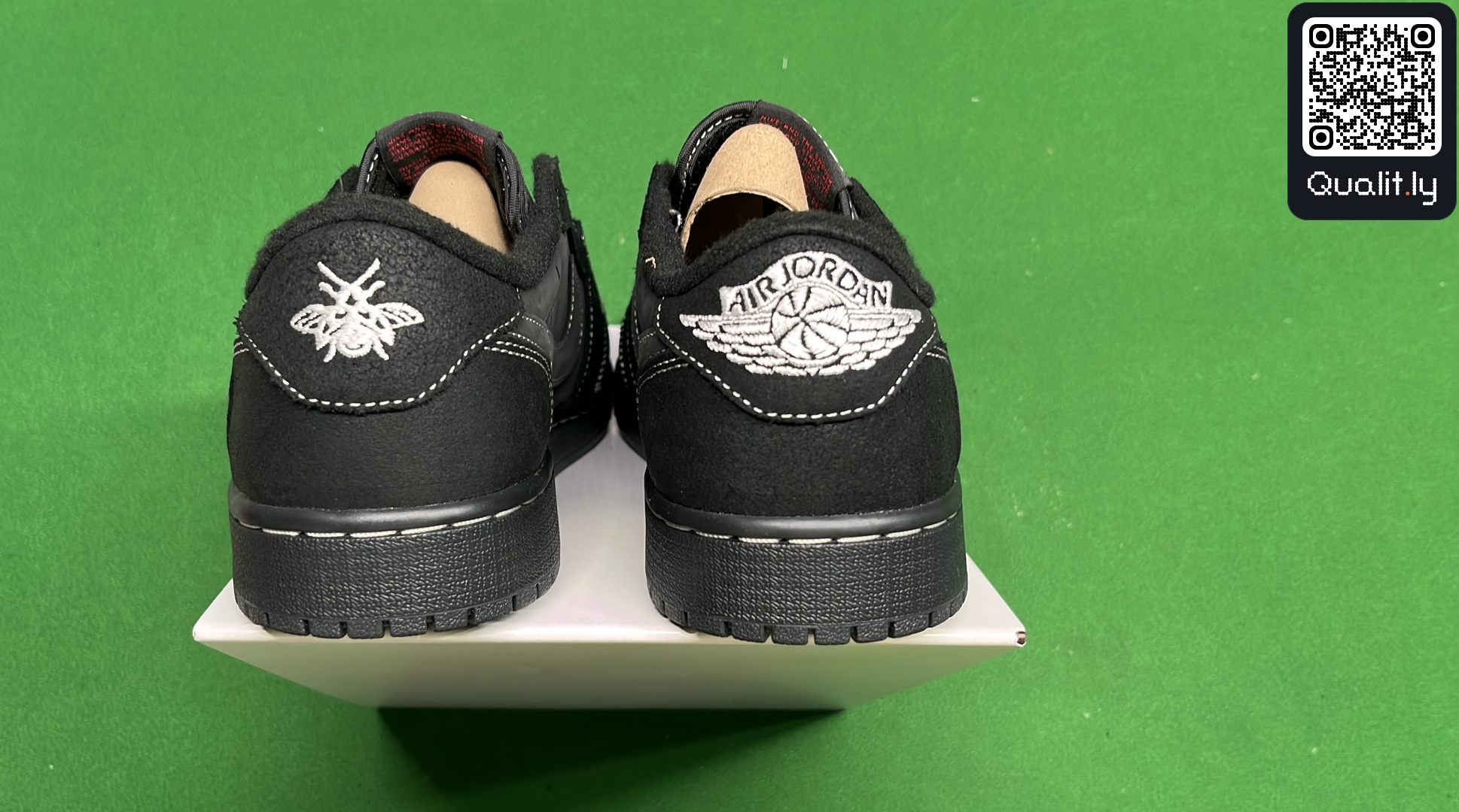 Sneakers QC photo 3 of 18