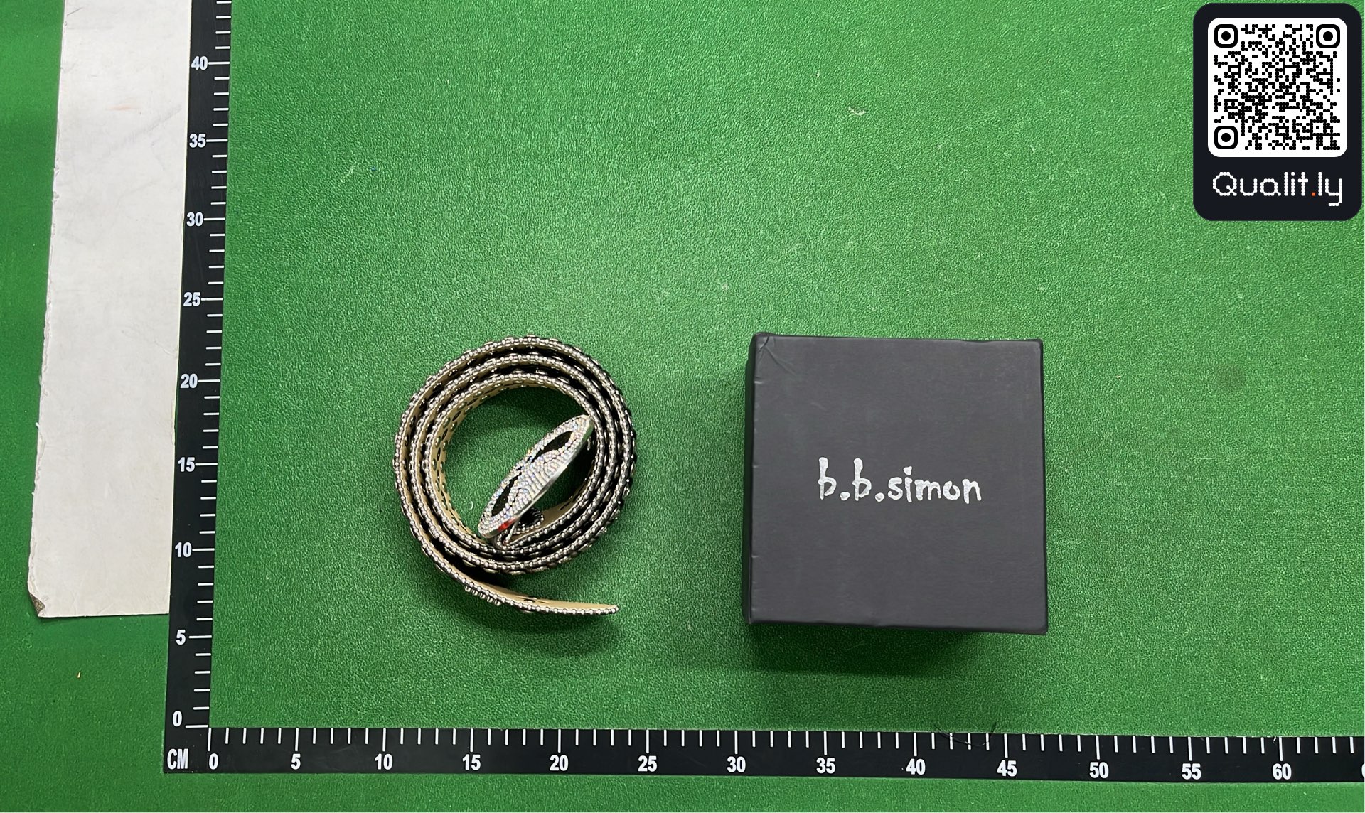 腰带 QC 照片 3 / 39