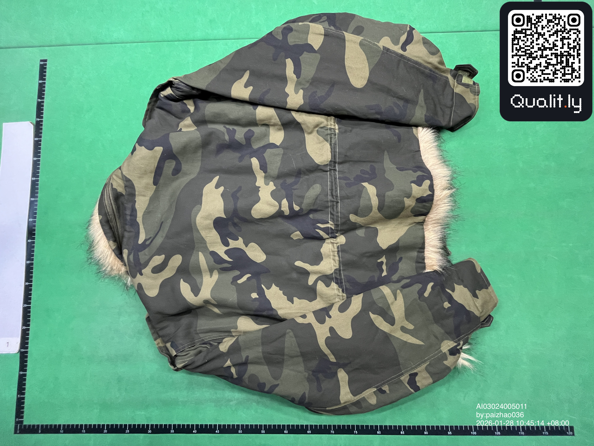 Pants QC photo 2 of 10