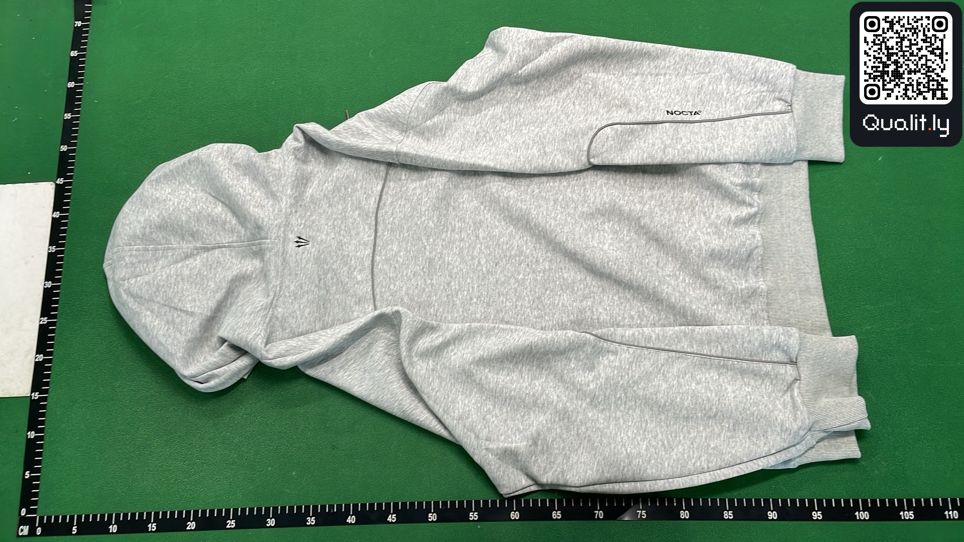 Hoodie — QC-foto 3 av 40