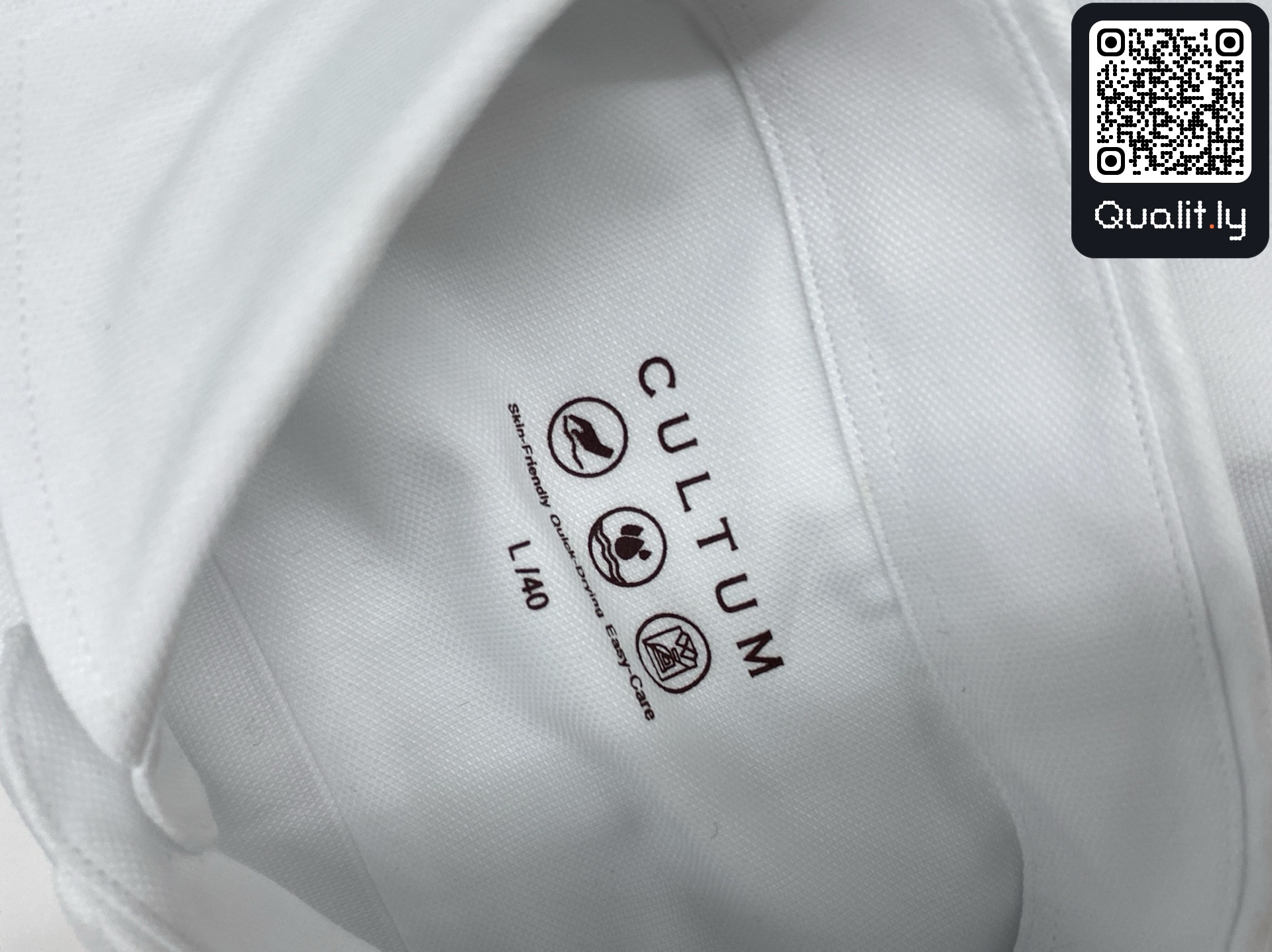 Foto QC 1 di 36