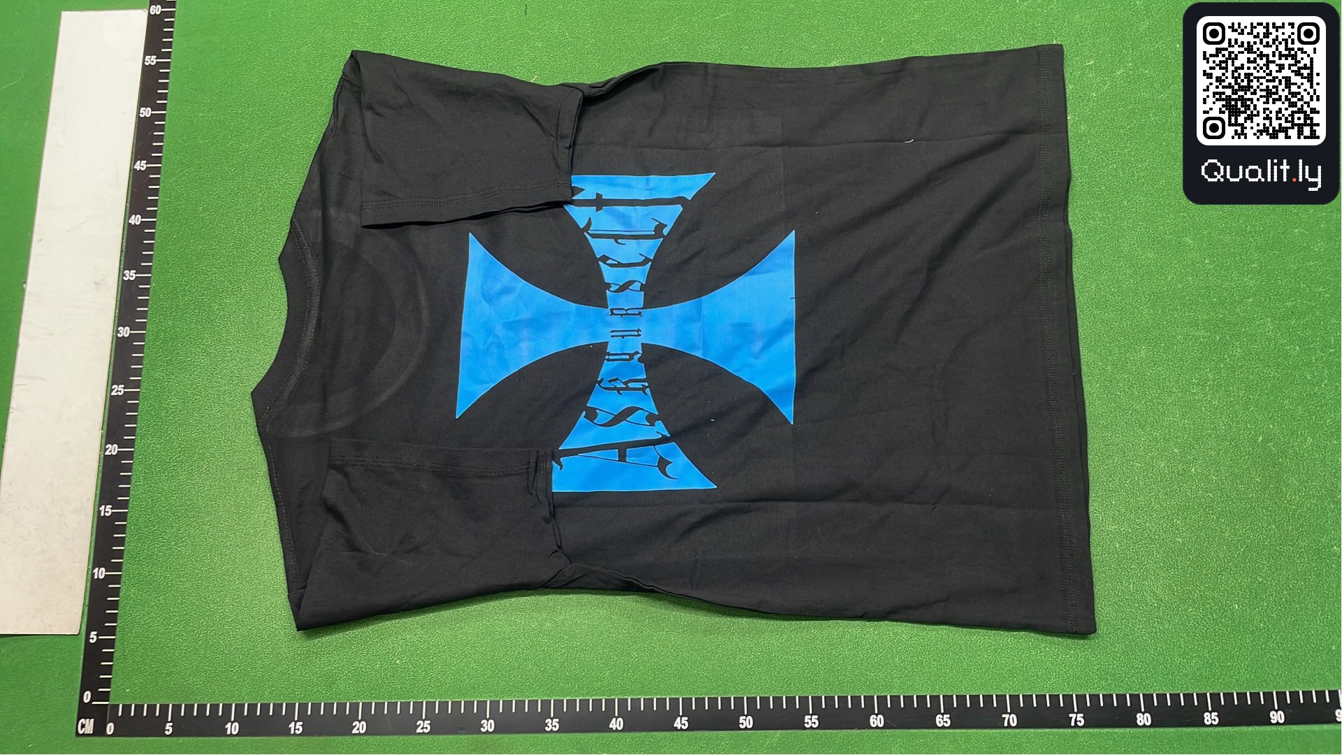 T-shirt QC photo 3 of 32