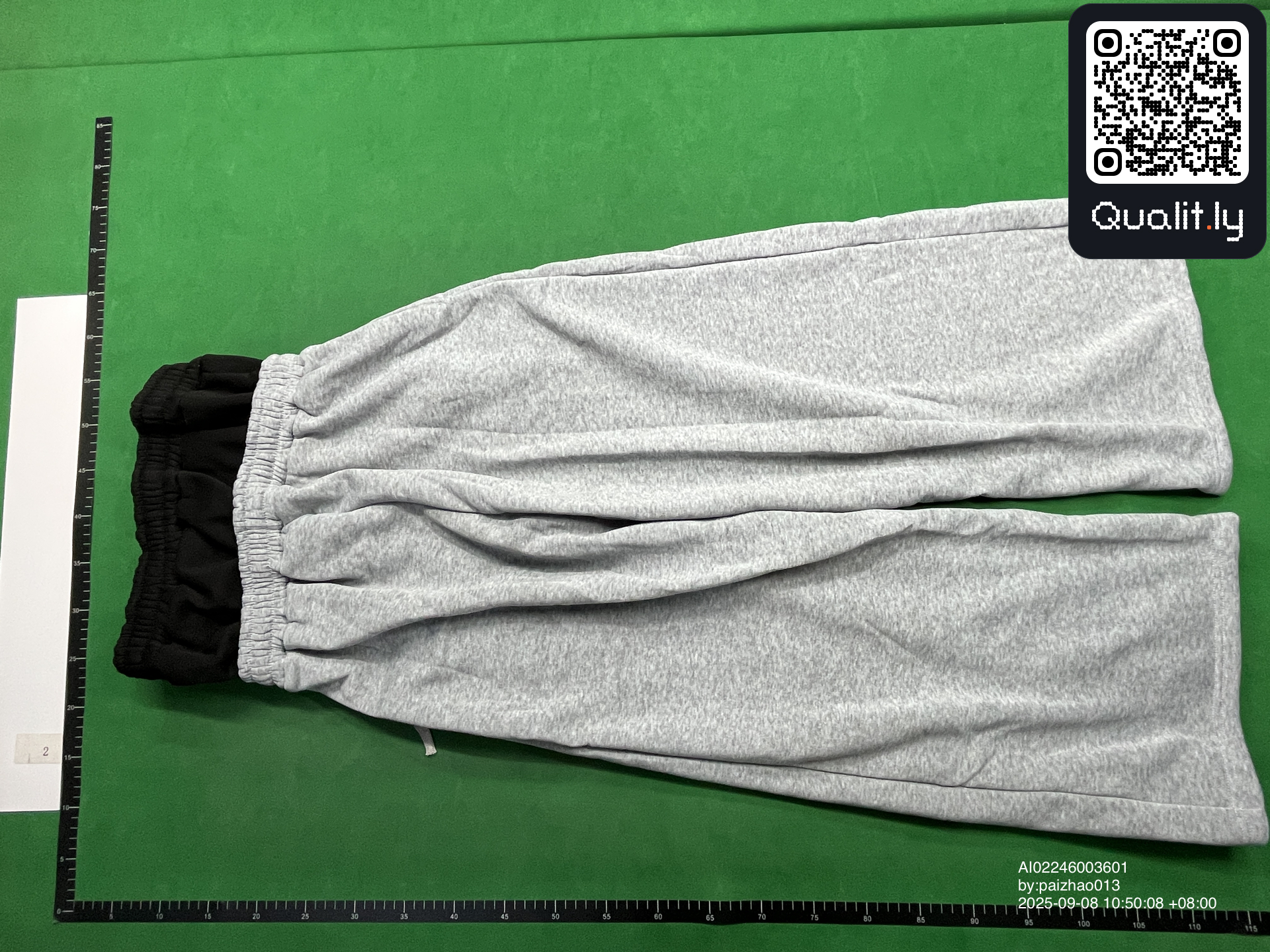 Sweatshirt QC photo 2 of 36