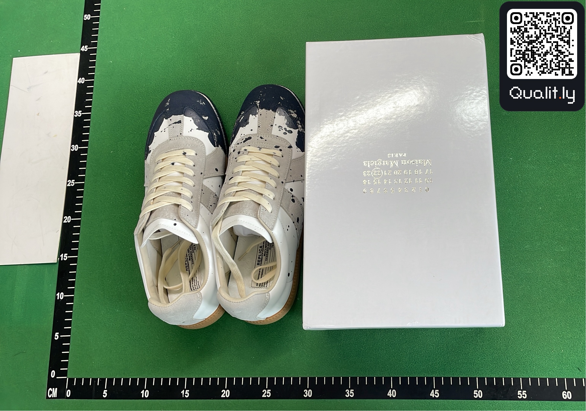 球鞋 QC 照片 1 / 148