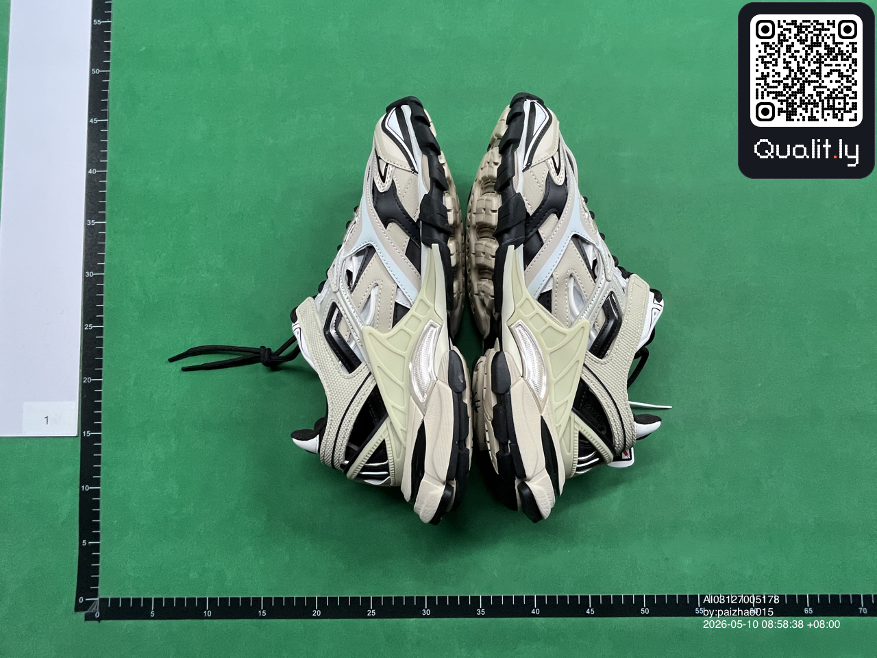Sneaker — QC-Foto 2 von 90