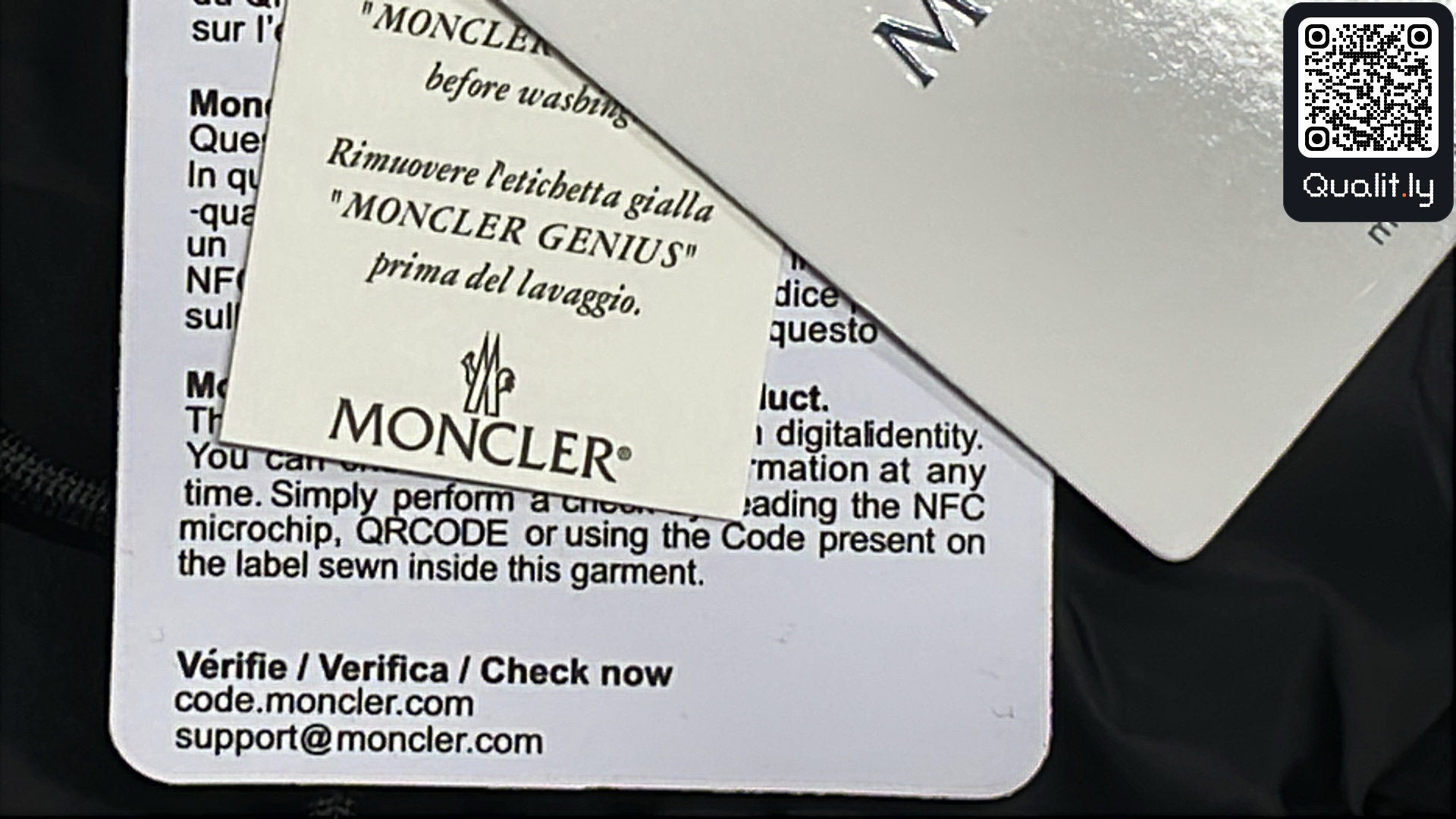 Hoodie — QC-Foto 1 von 4