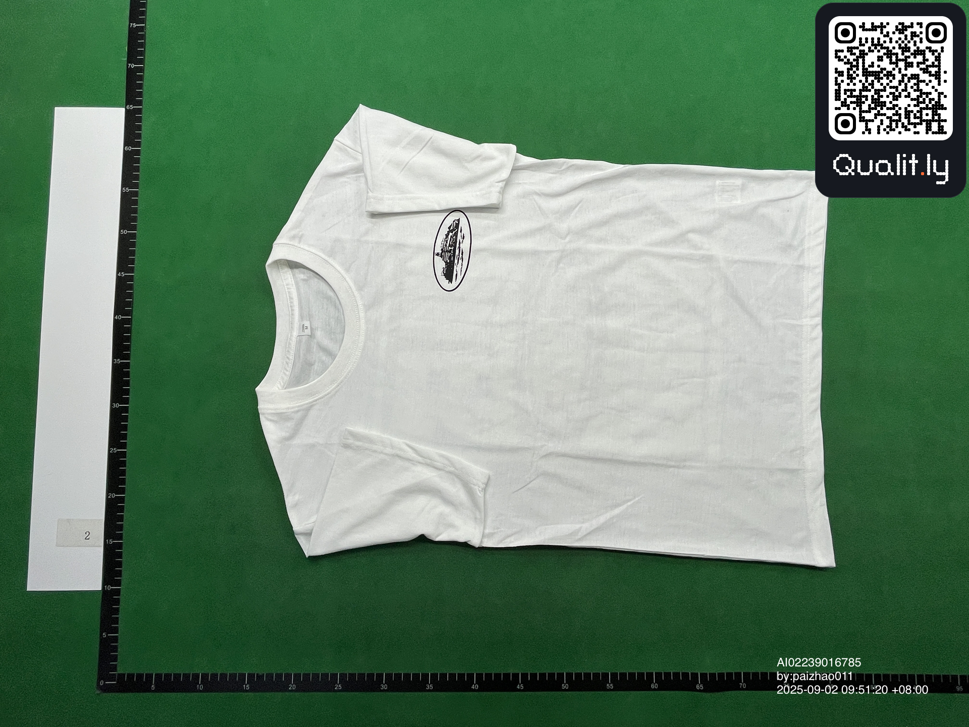 T-shirt — foto QC 1 de 90