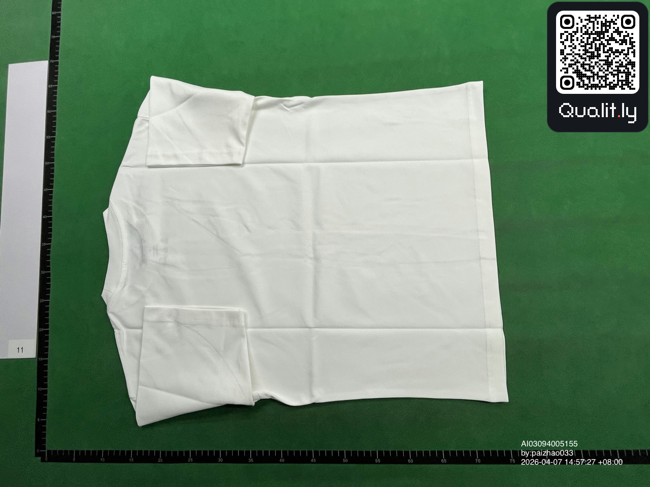 T-shirt — photo QC 2 sur 12