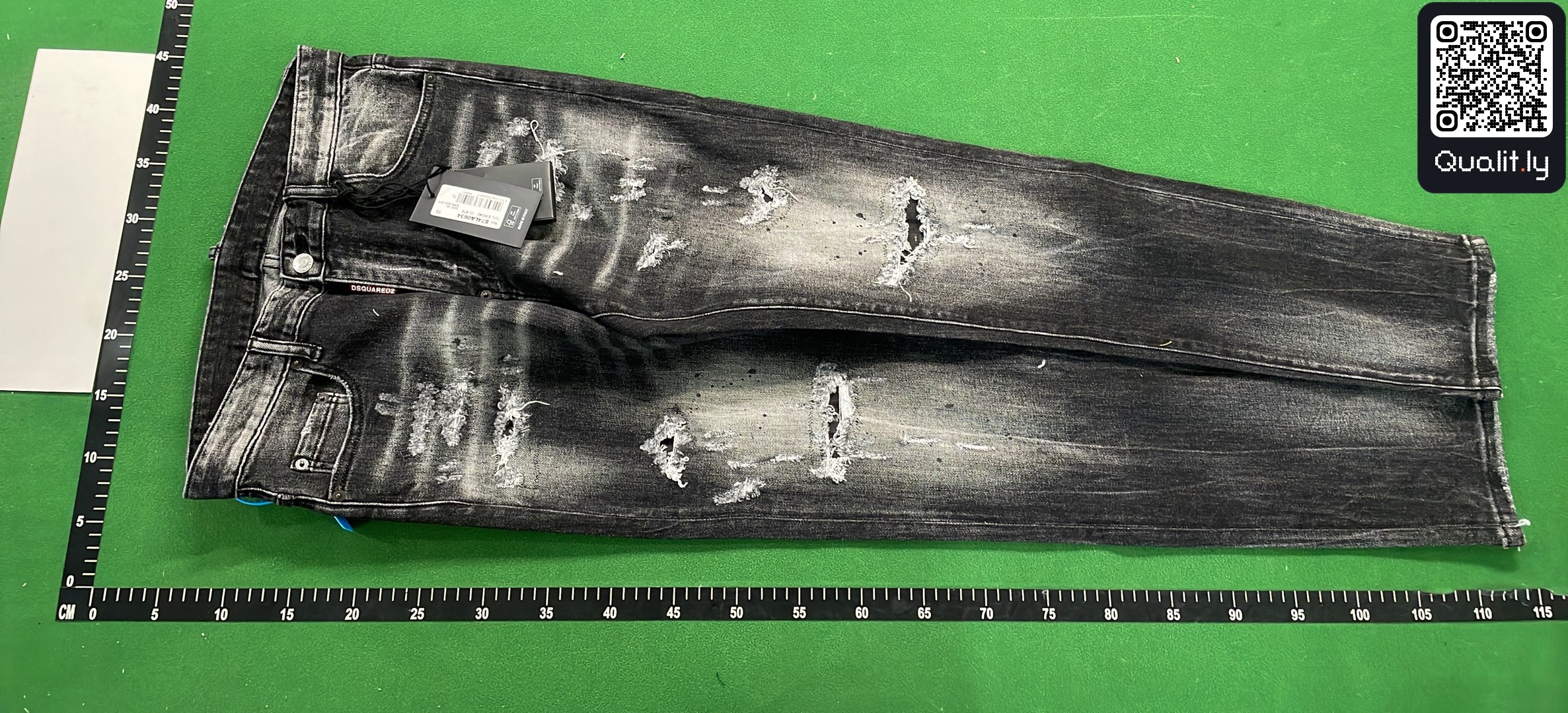 Jeans QC photo 2 of 8