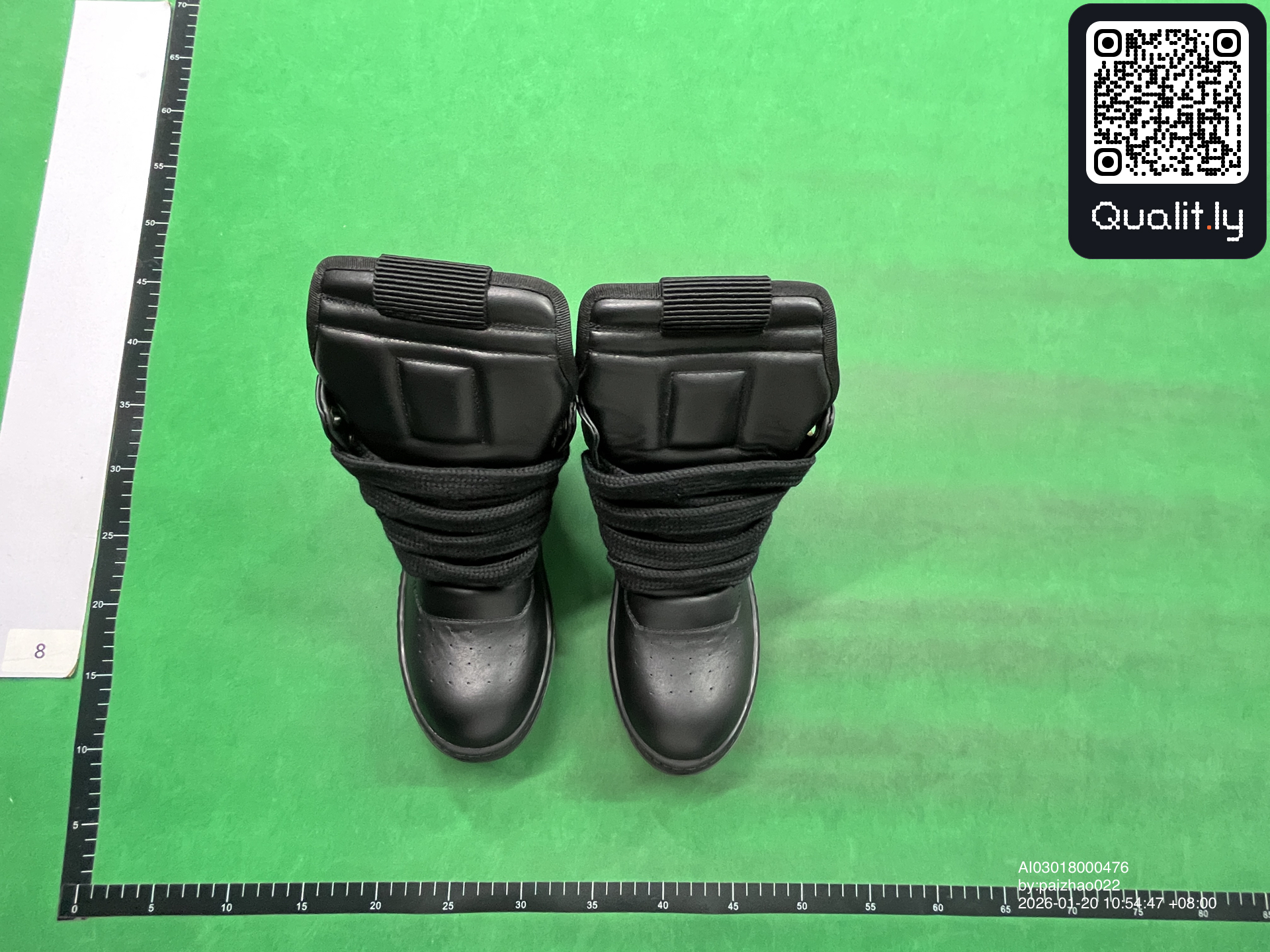 Bottes — photo QC 1 sur 16