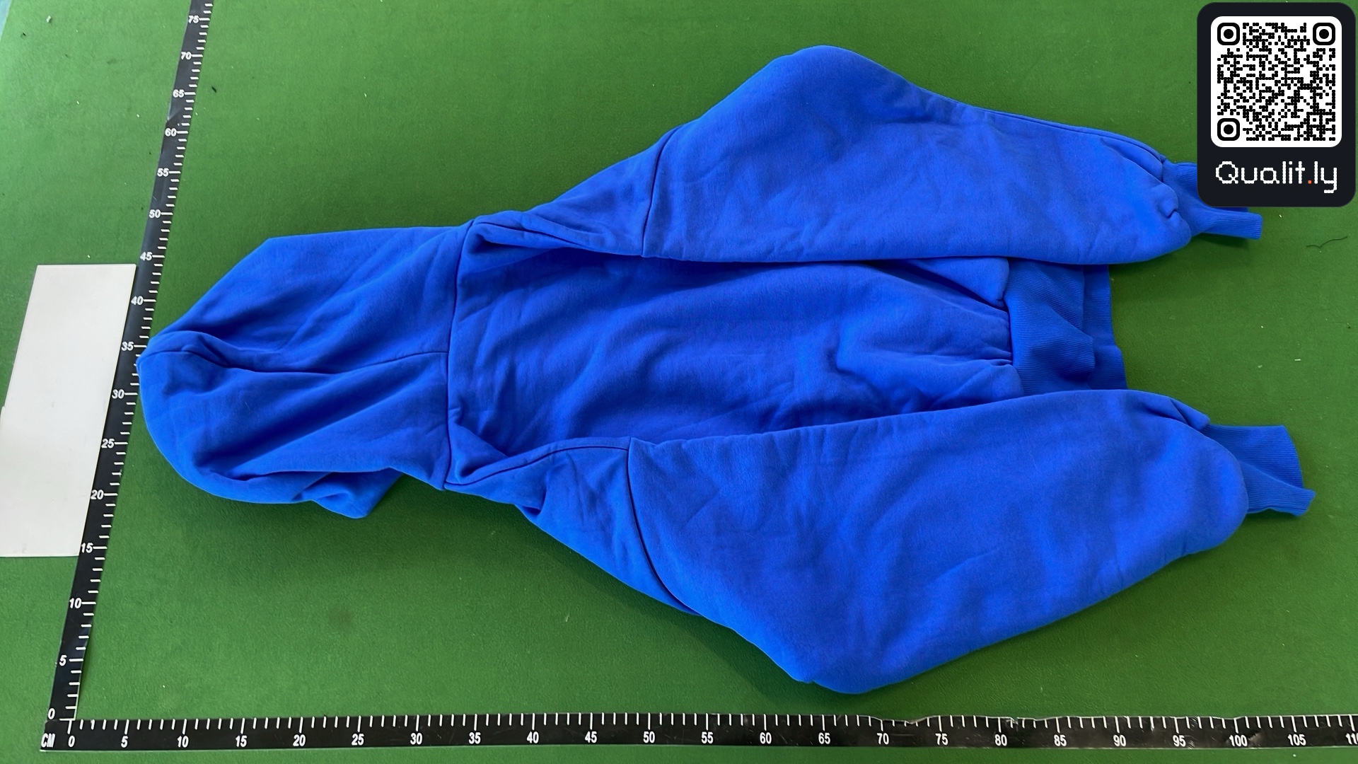 Hoodie QC photo 3 of 94