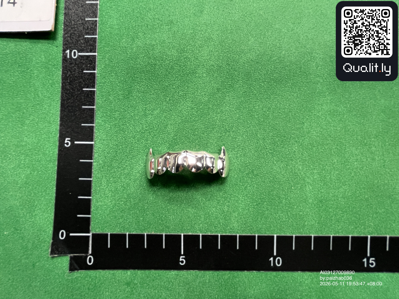 Shirt QC photo 1 of 48