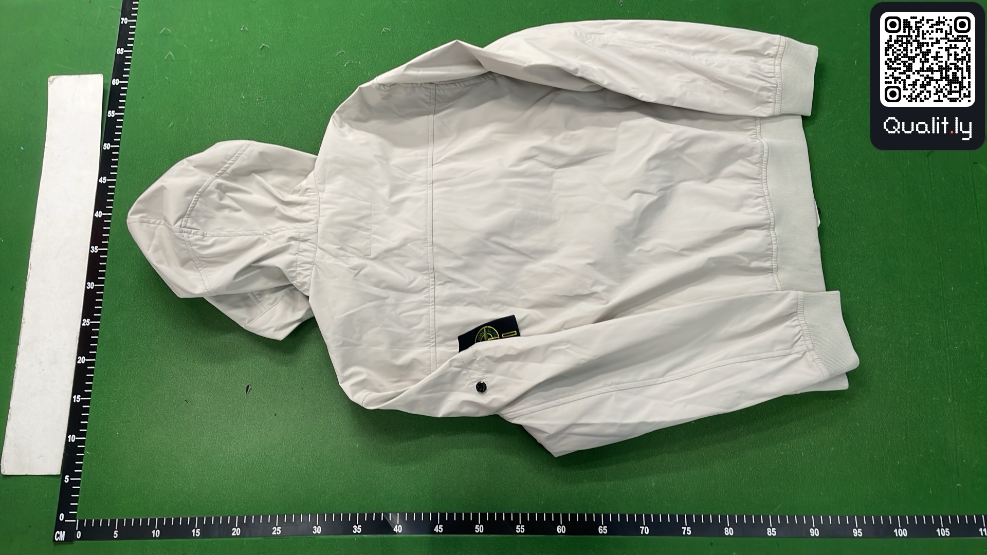 Jacket QC photo 3 of 4