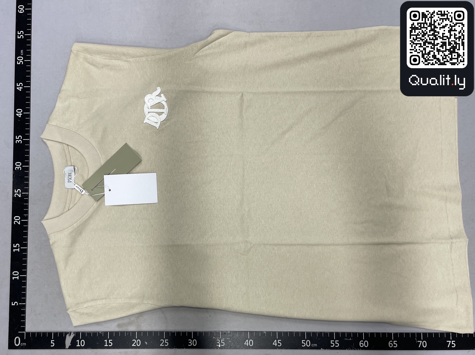 T-shirt QC photo 3 of 14