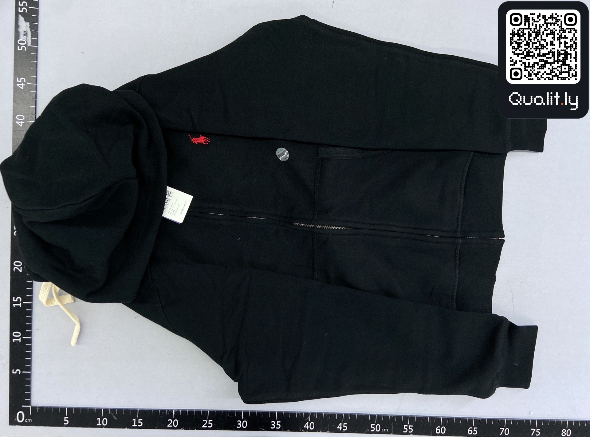 Hoodie QC photo 3 of 104