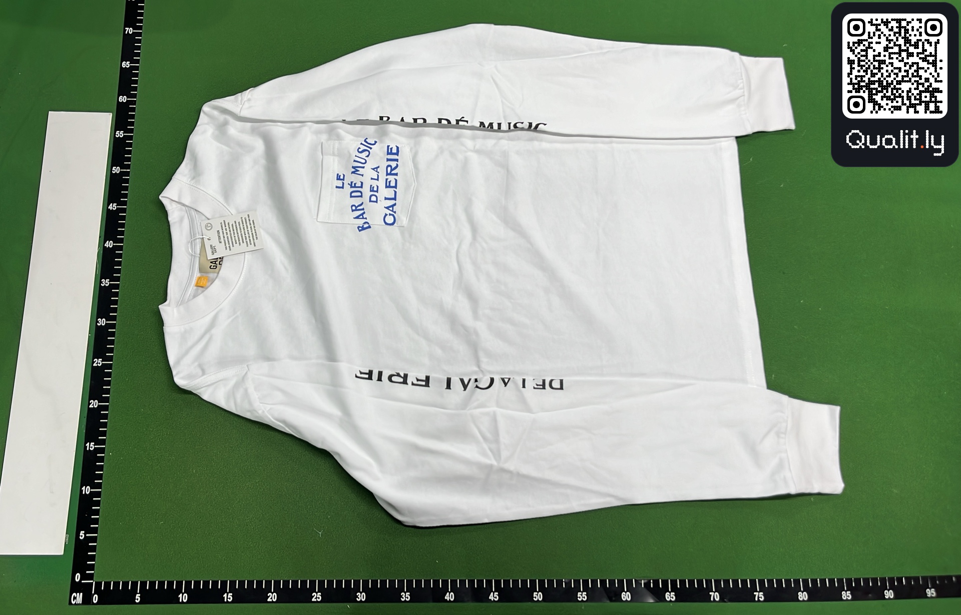 T-shirt QC photo 2 of 28