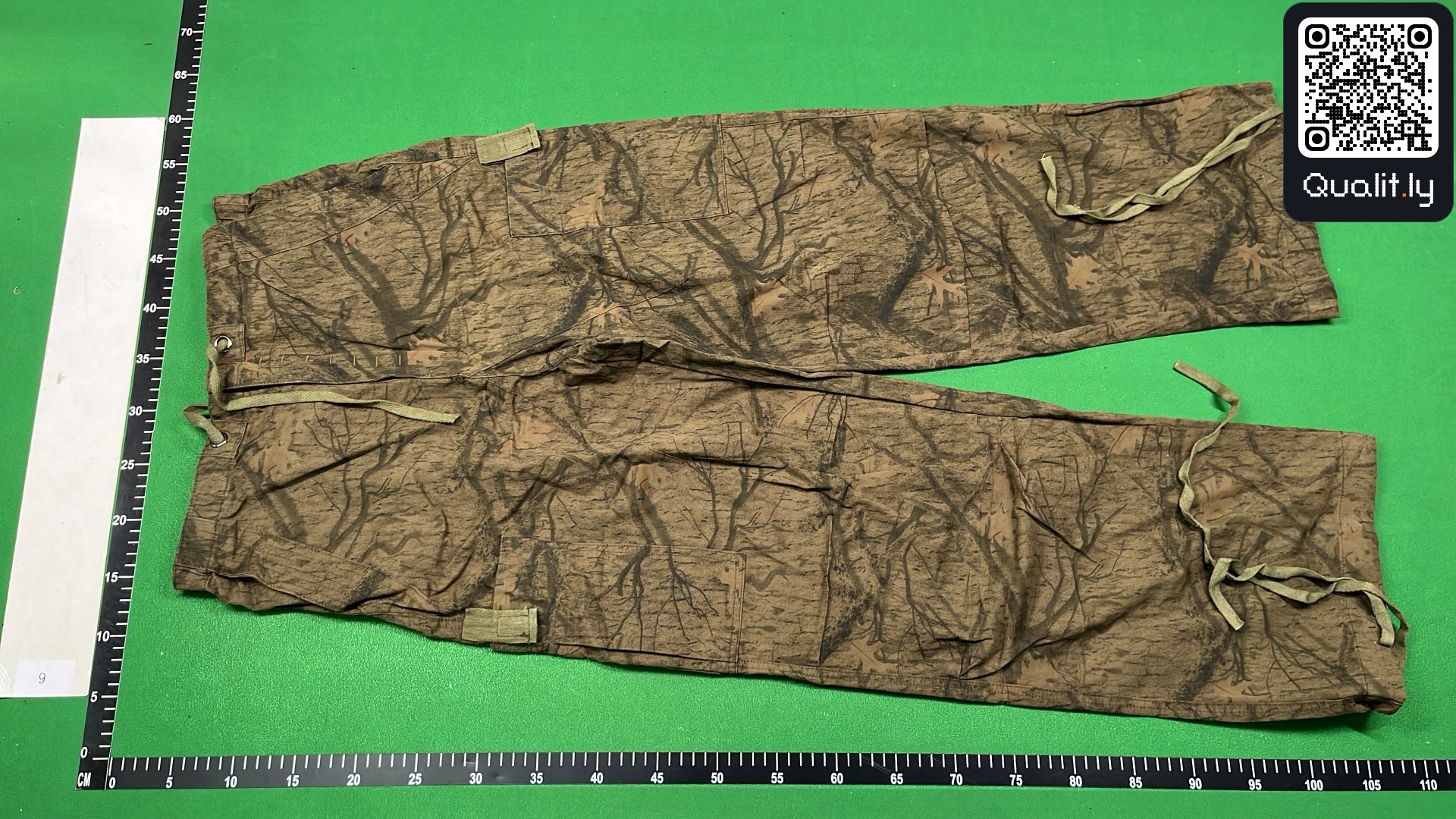 Pantalon — photo QC 2 sur 8