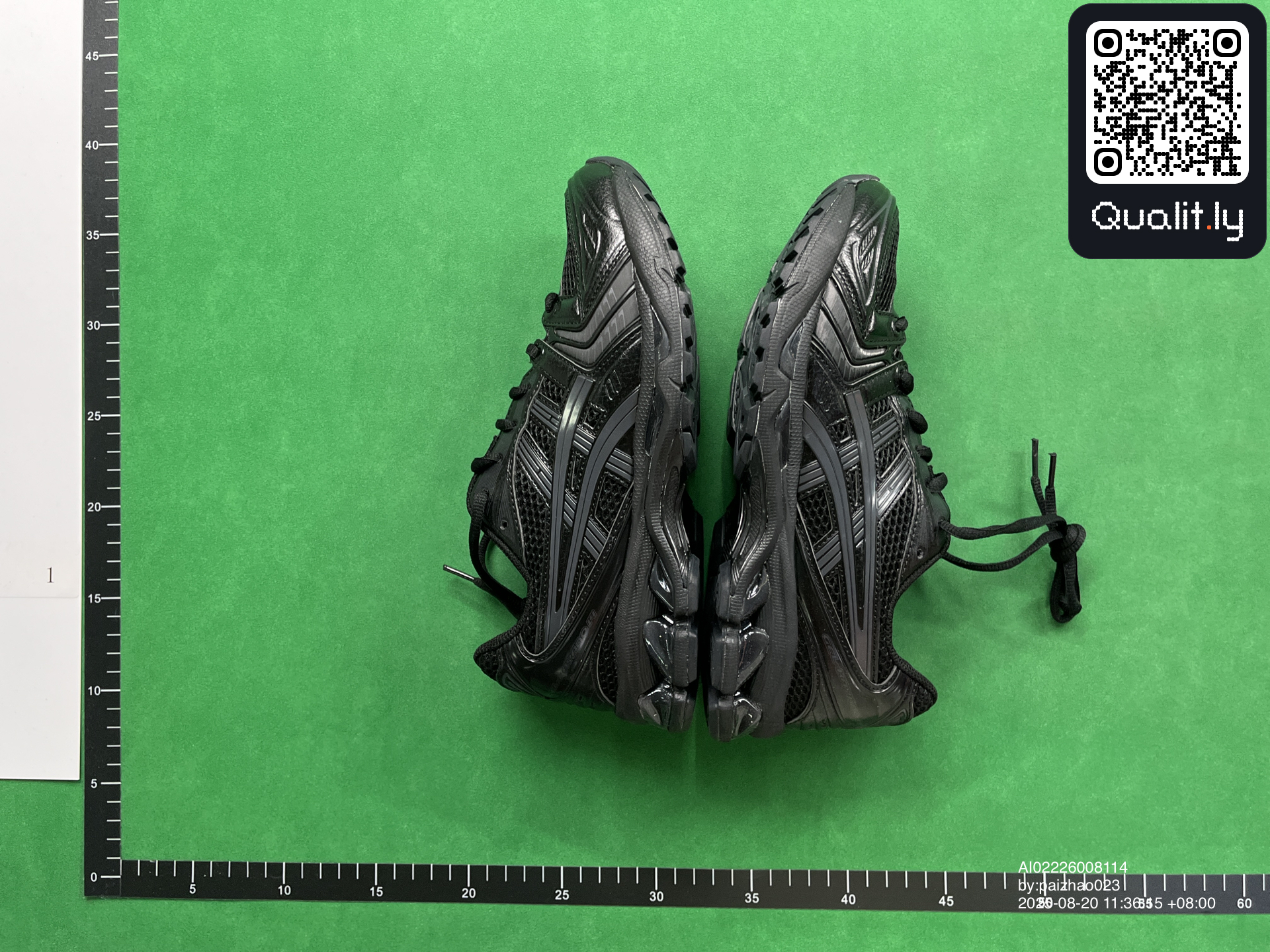 球鞋 QC 照片 2 / 30