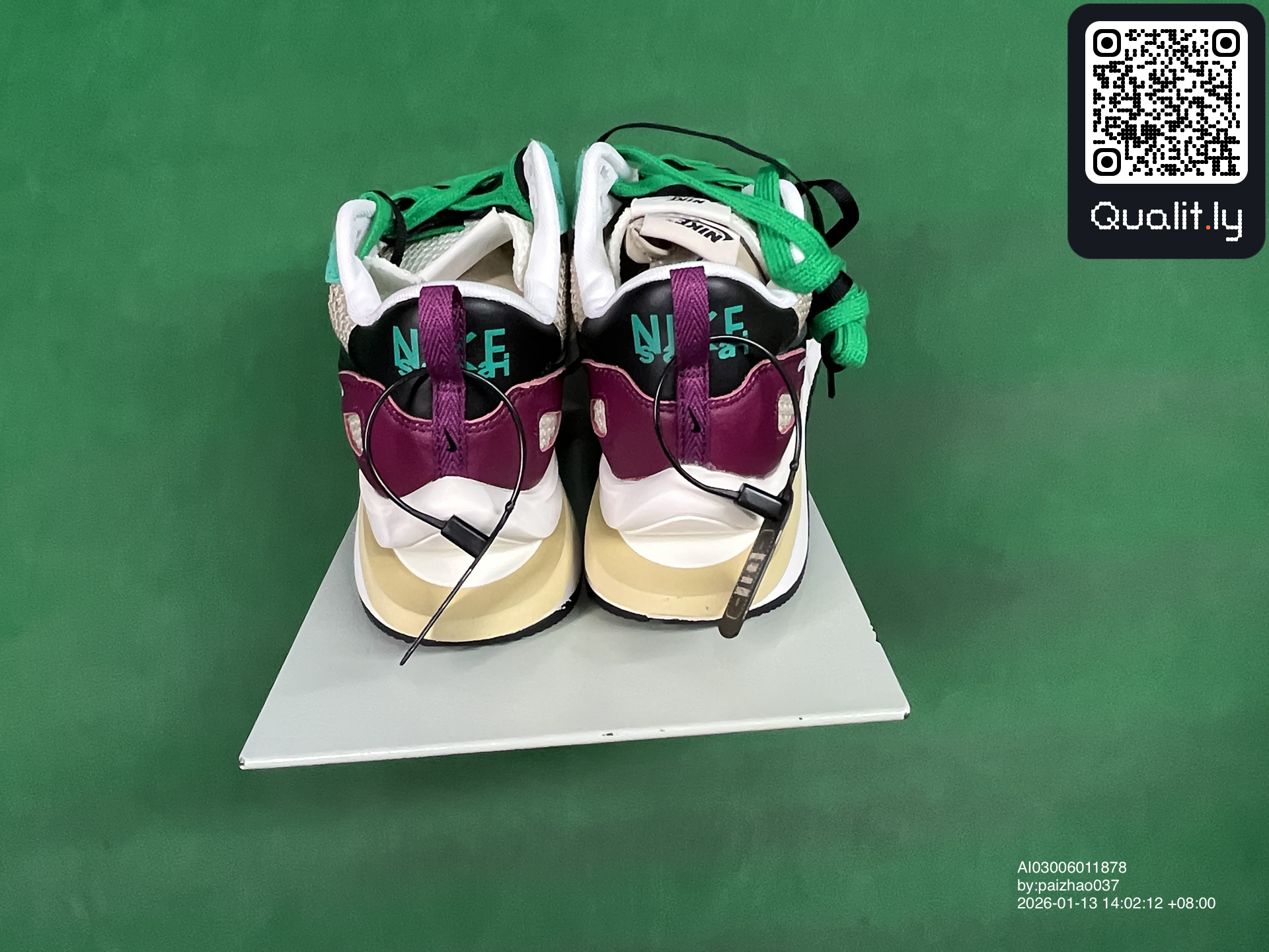 Sneaker — QC-Foto 3 von 30
