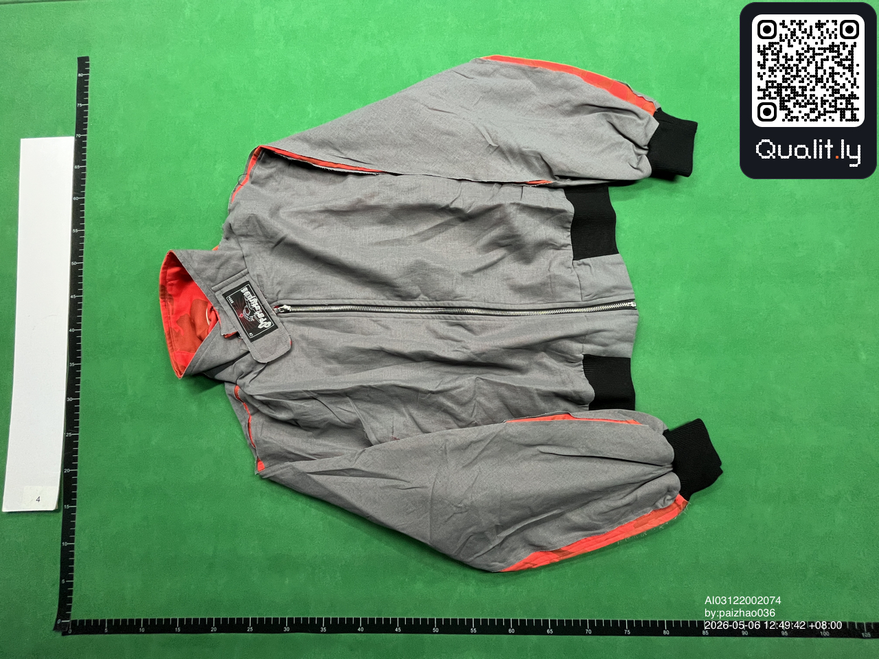 Jacket QC photo 3 of 4