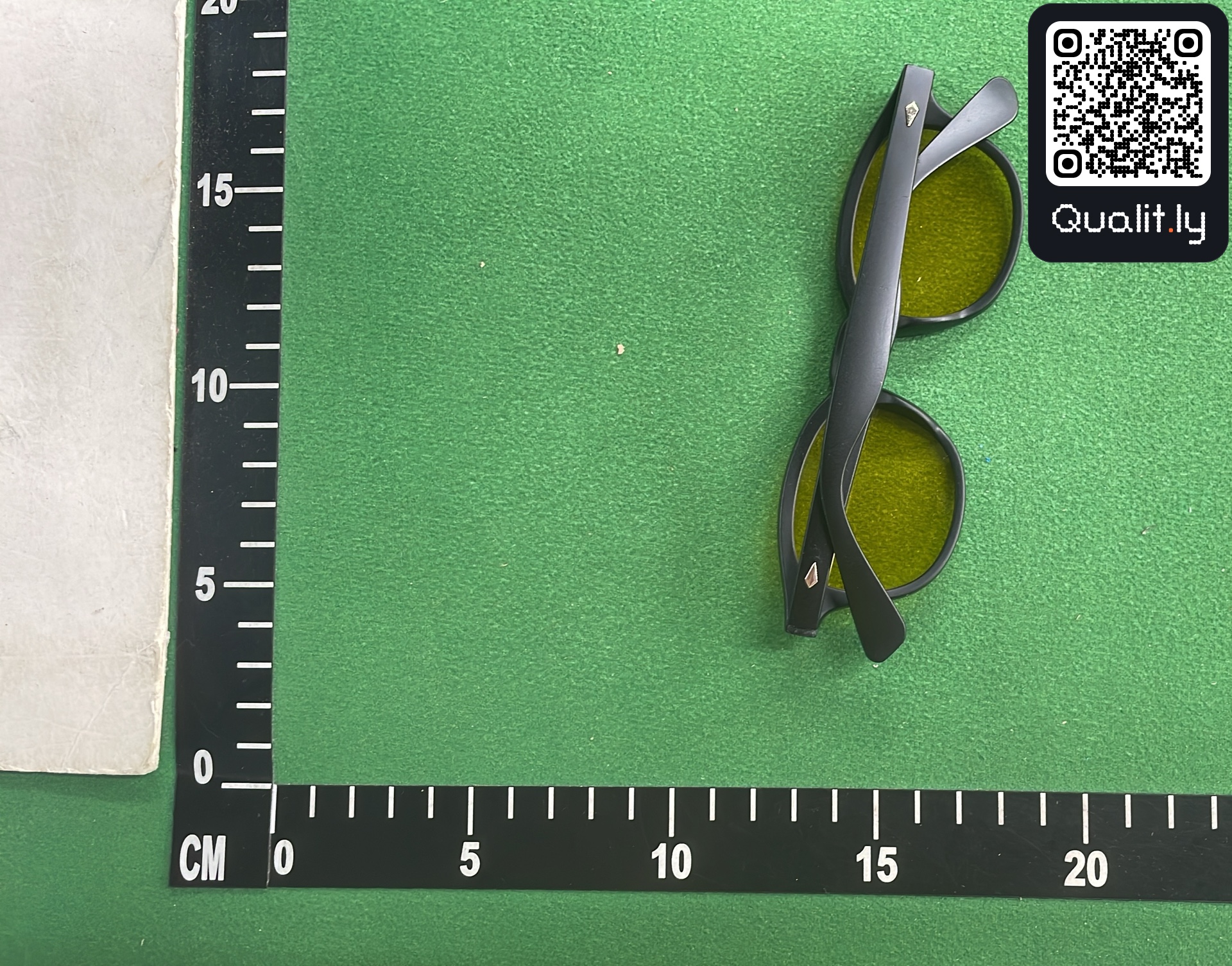 Ochelari de soare — fotografie QC 2 din 24