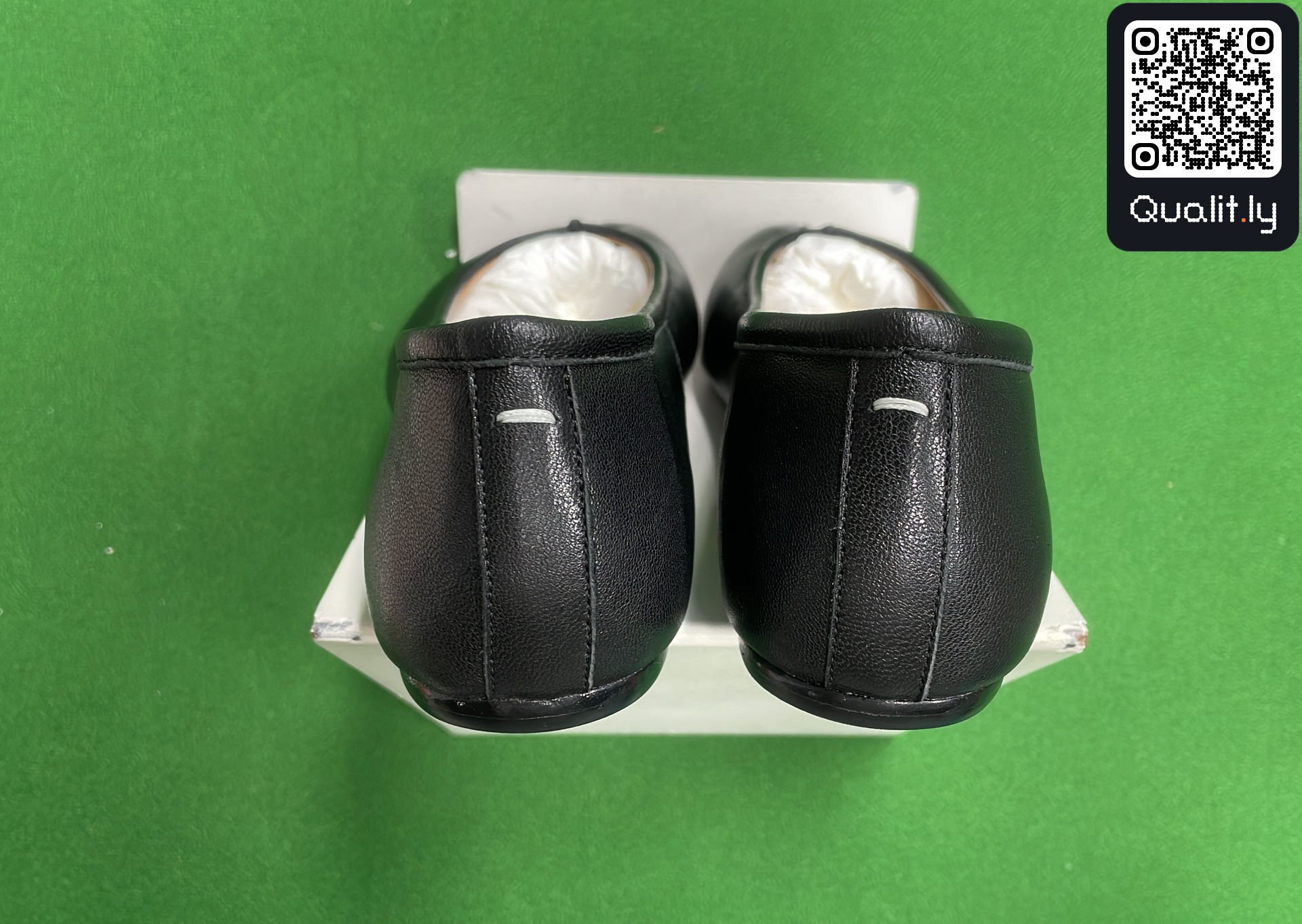 Sneakers — QC-foto 3 av 12