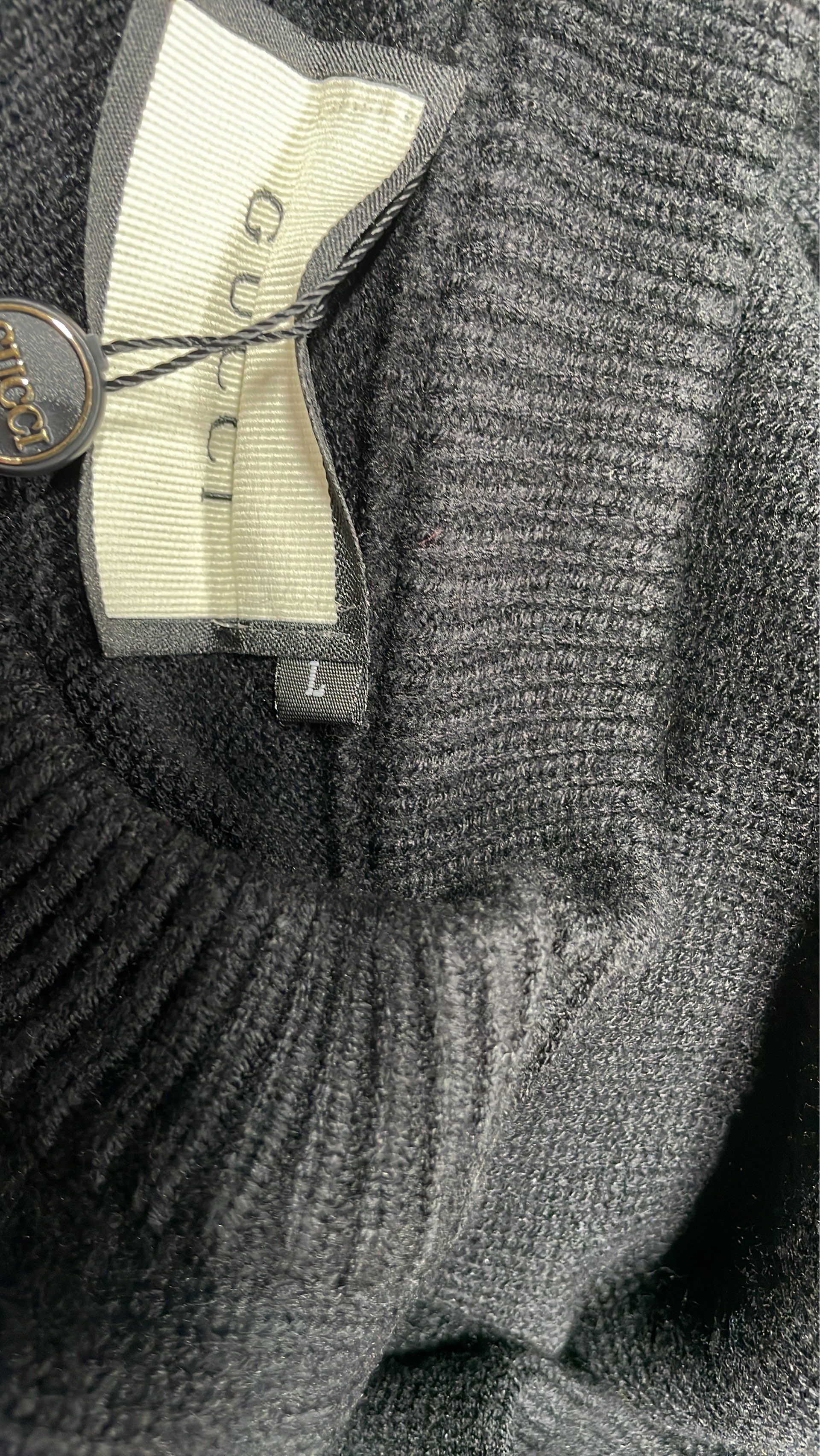 Sweter — zdjęcie QC 1 z 8