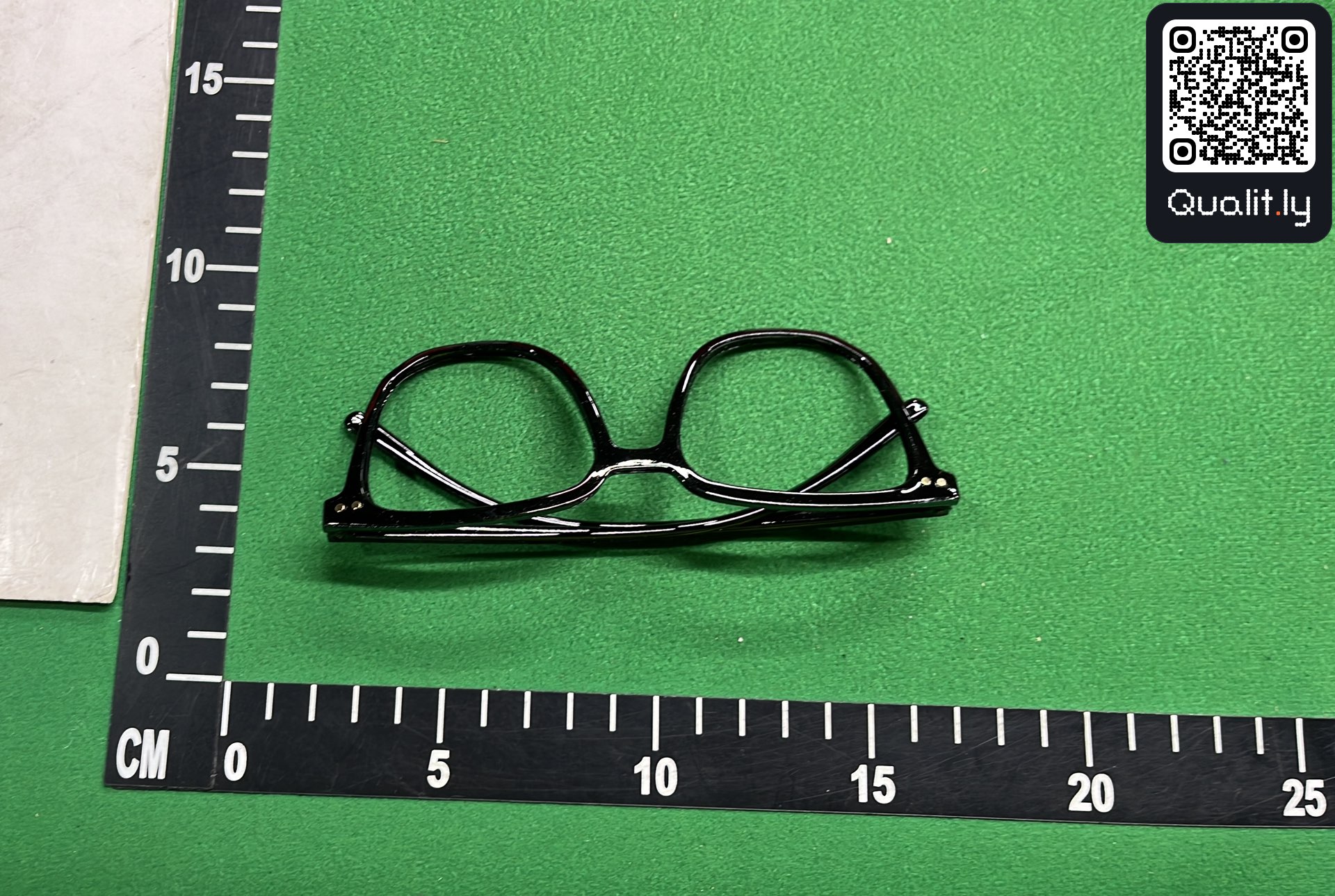 Gafas de sol — foto QC 3 de 3