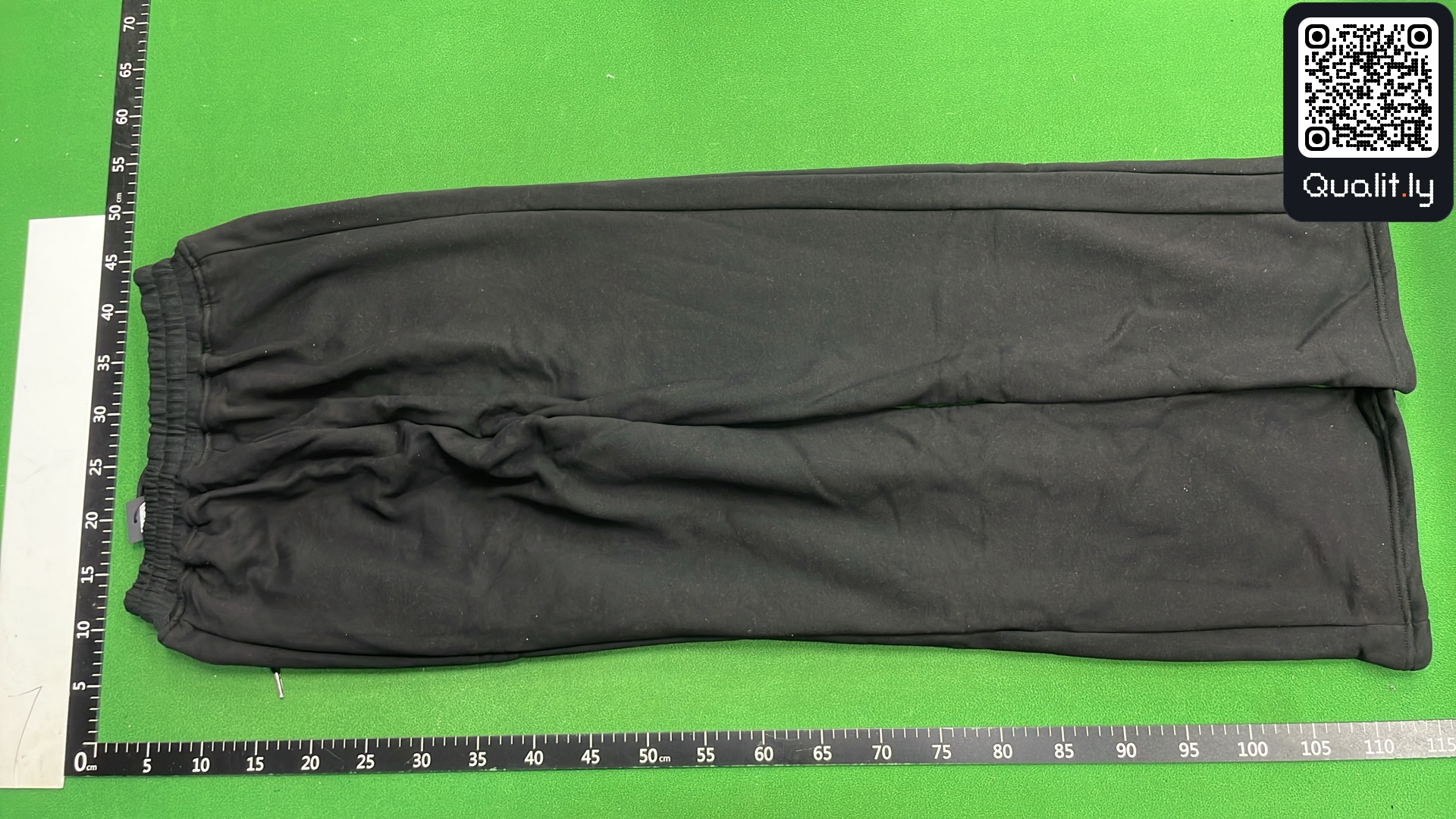 Hoodie — QC-foto 3 av 1379