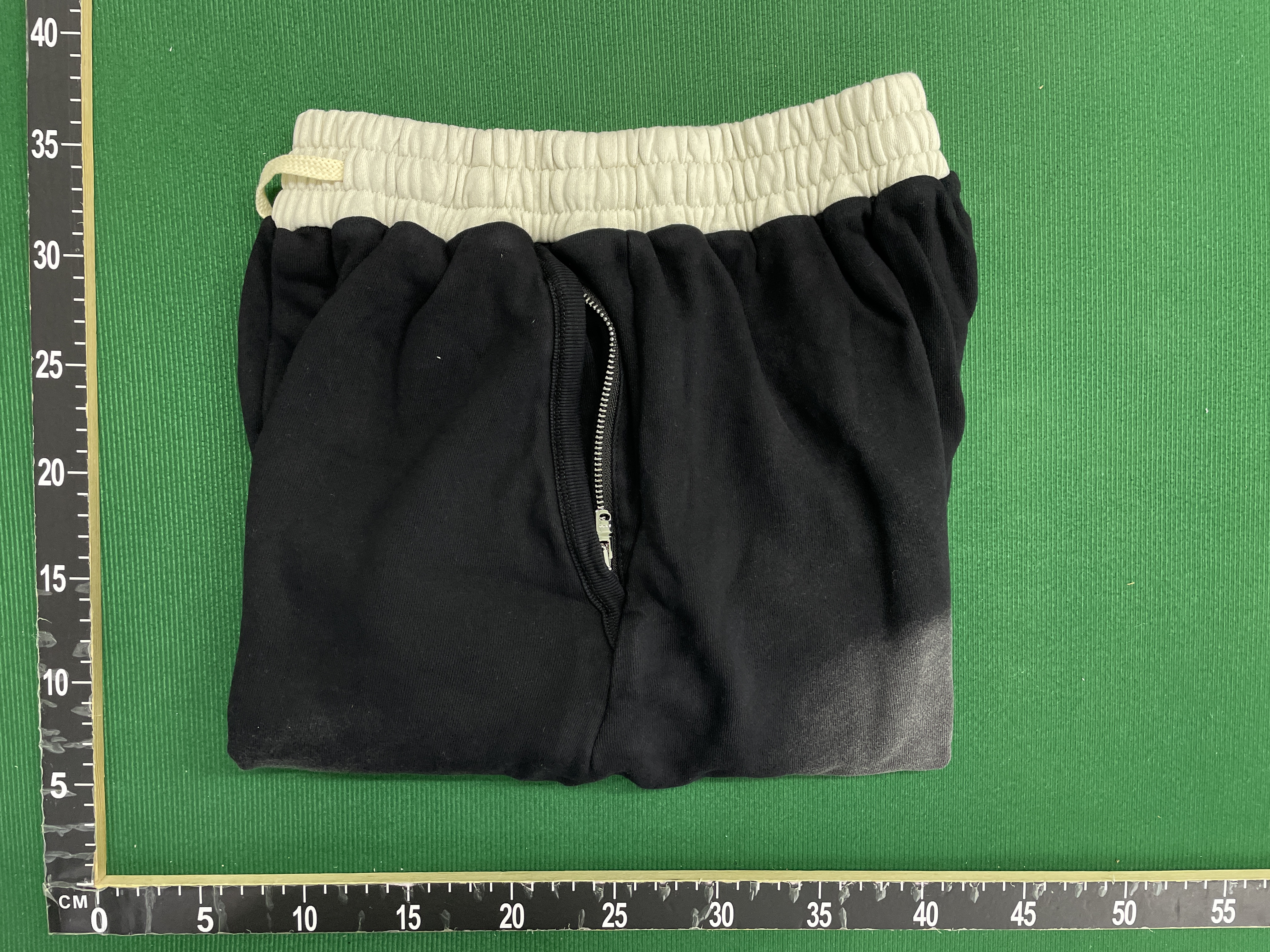 Shorts QC photo 1 of 139