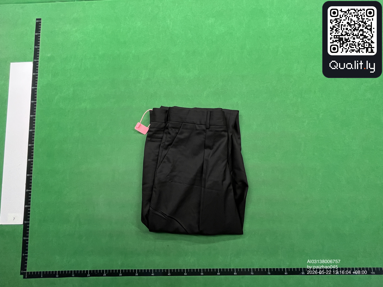 Pantalon — photo QC 1 sur 38