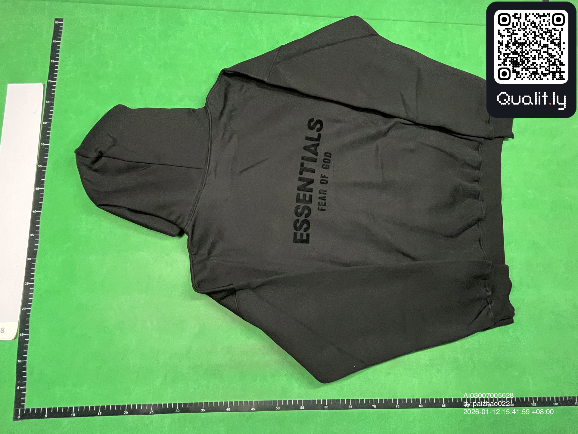 Hoodie — QC-Foto 2 von 10