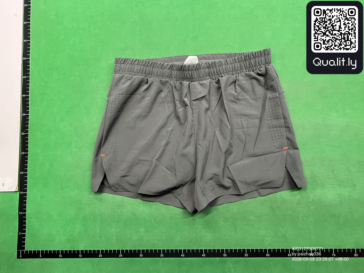 Shorts — QC-foto 3 av 4