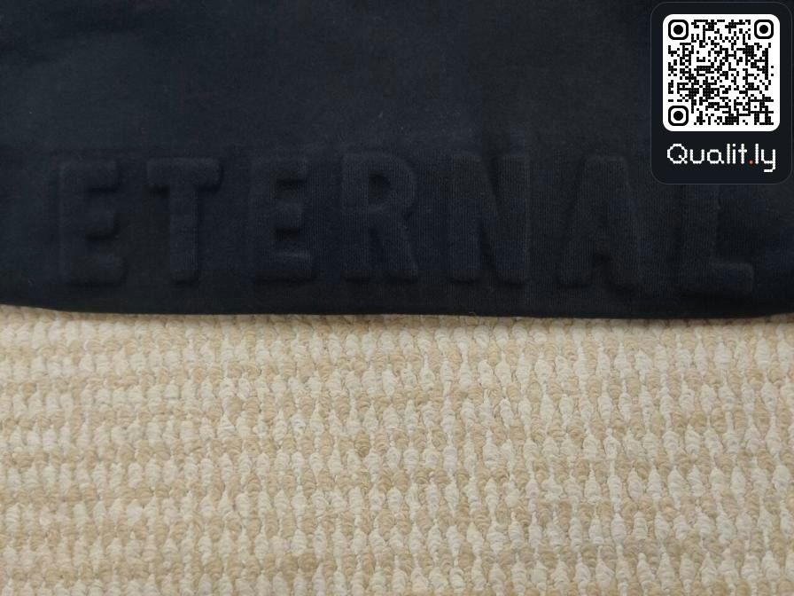 Hoodie QC photo 3 of 15