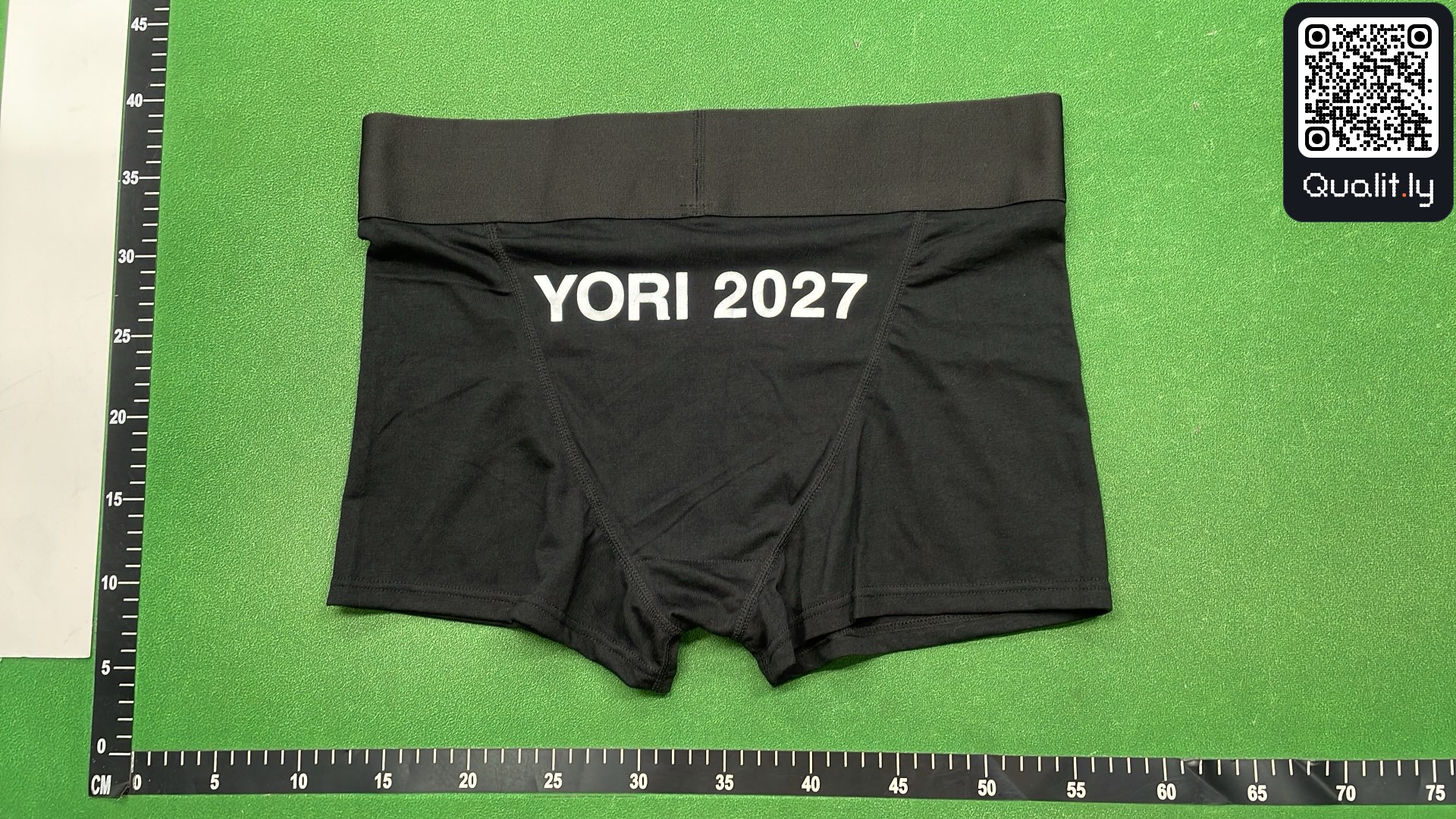 Sweatshirt — QC-Foto 3 von 4