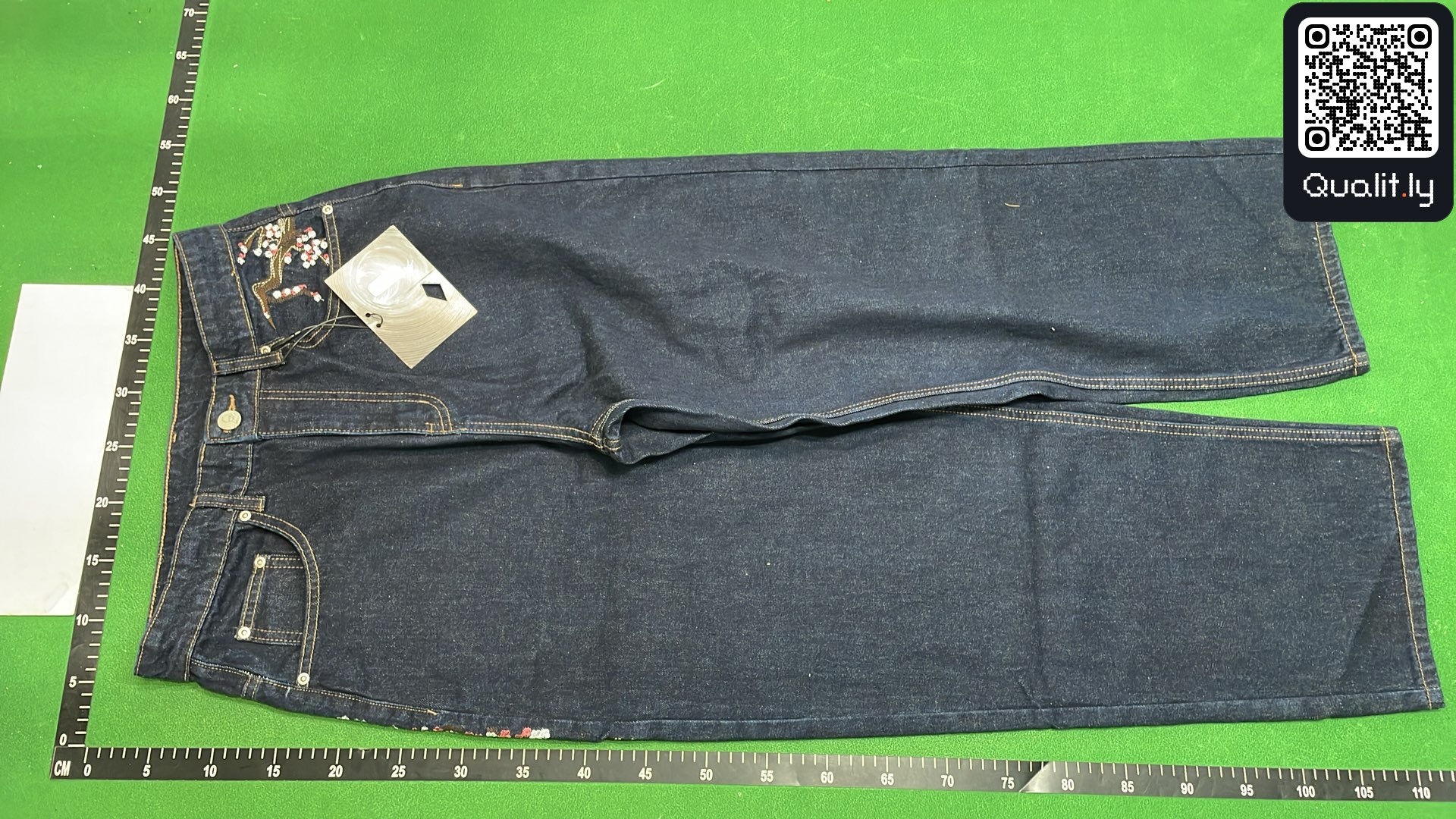 牛仔裤 QC 照片 2 / 12