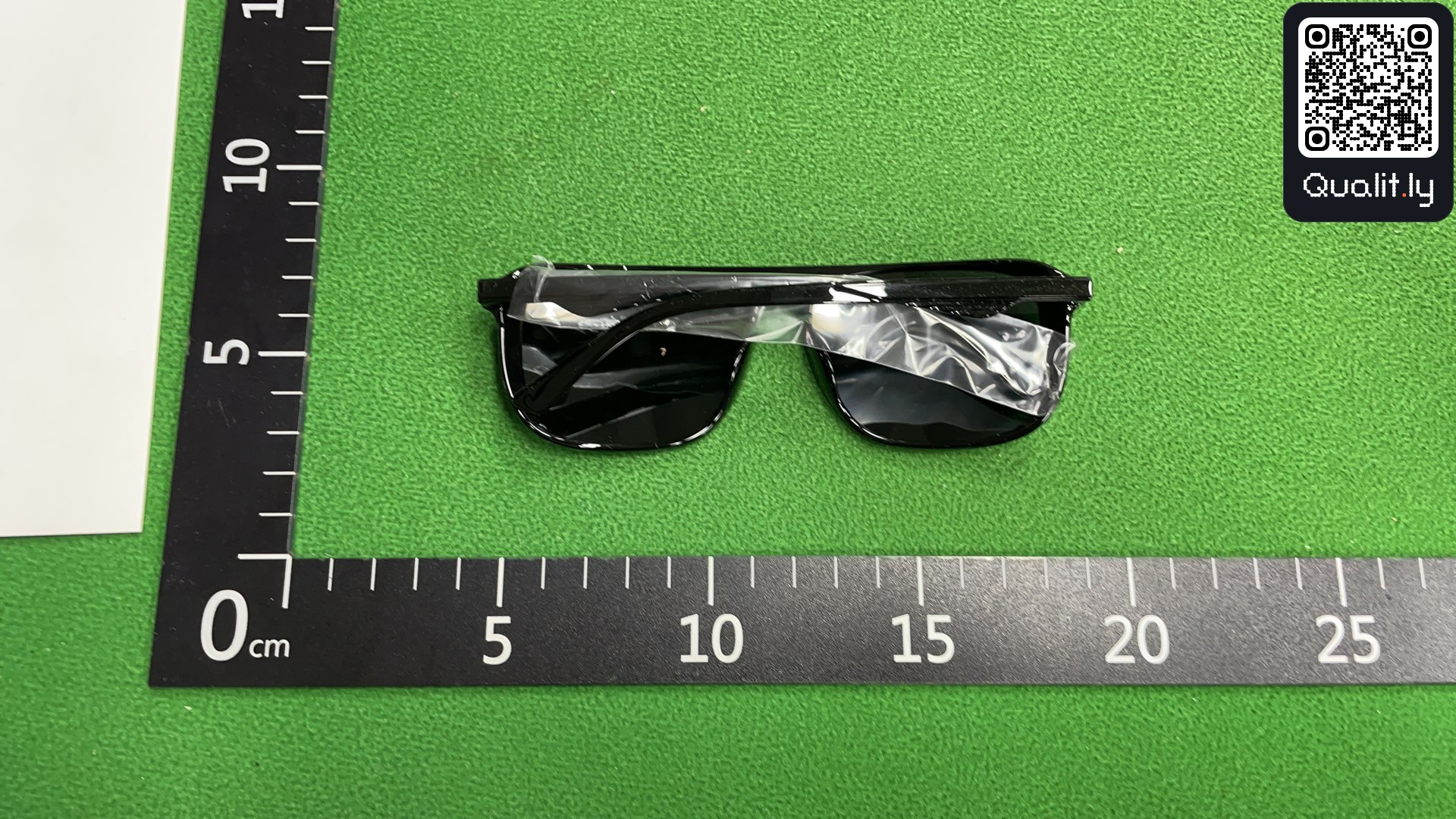 太阳镜 QC 照片 2 / 3