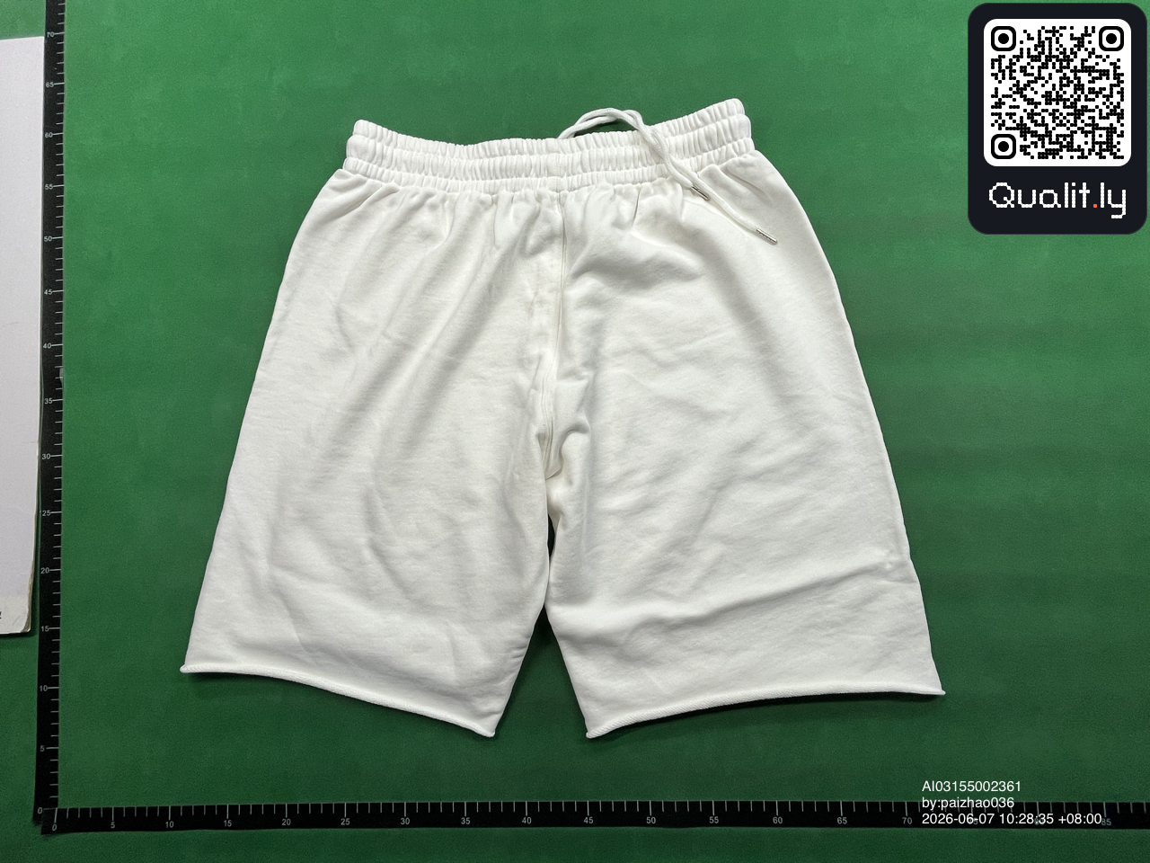 Shorts QC photo 3 of 14