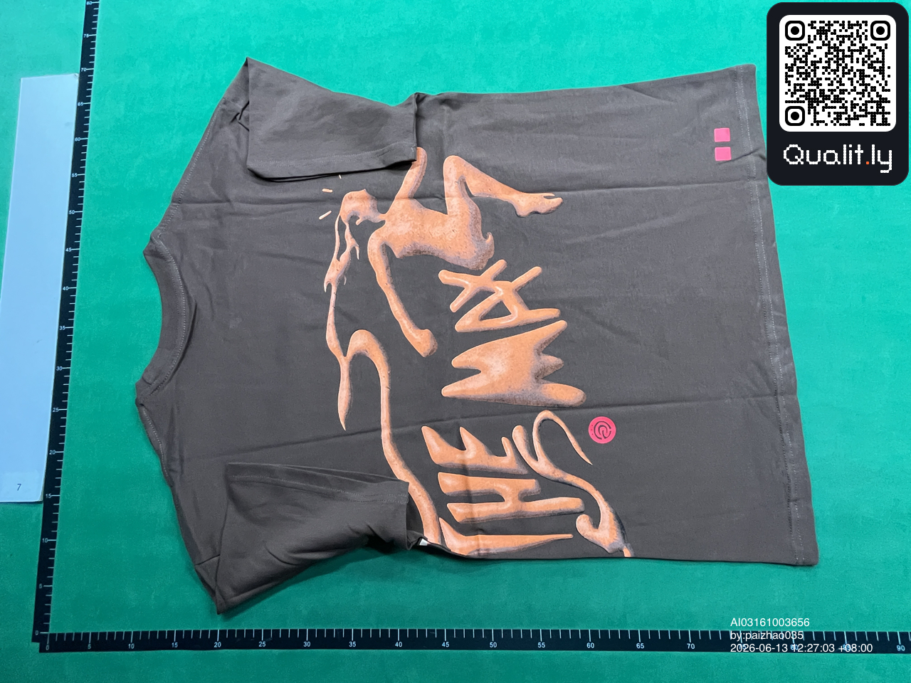 T-Shirt — QC-Foto 2 von 16