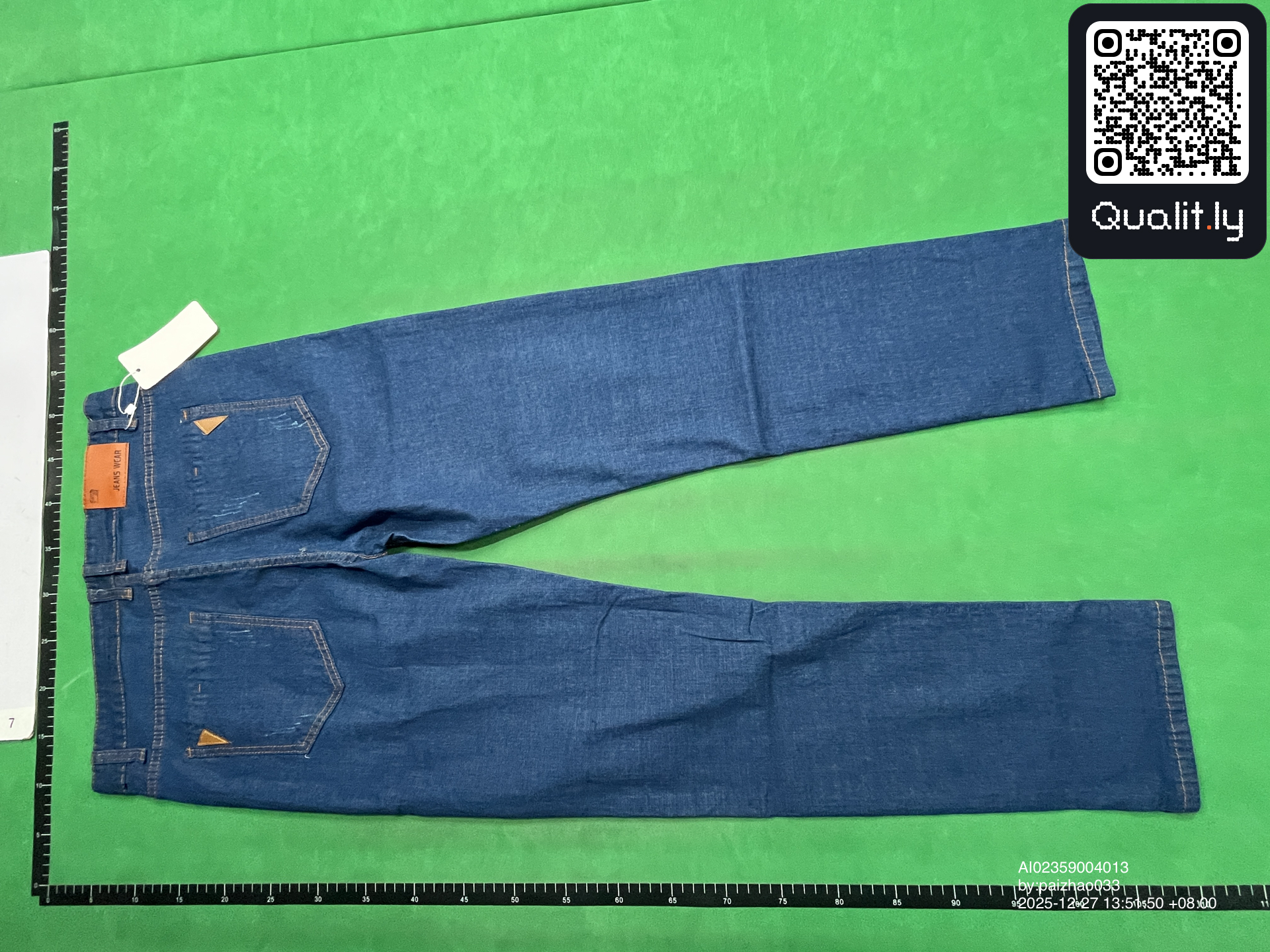 Jeans — QC-foto 2 van 8