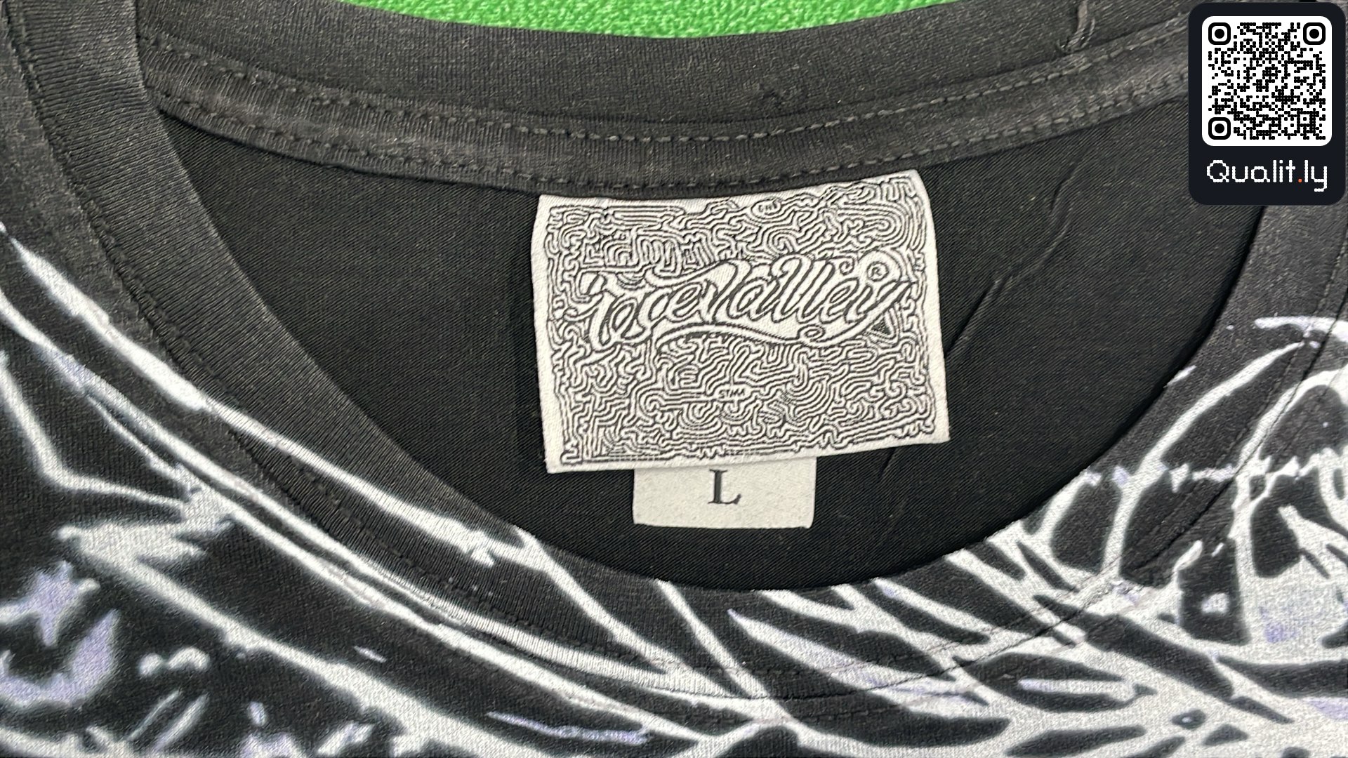 T-shirt — foto QC 1 di 4