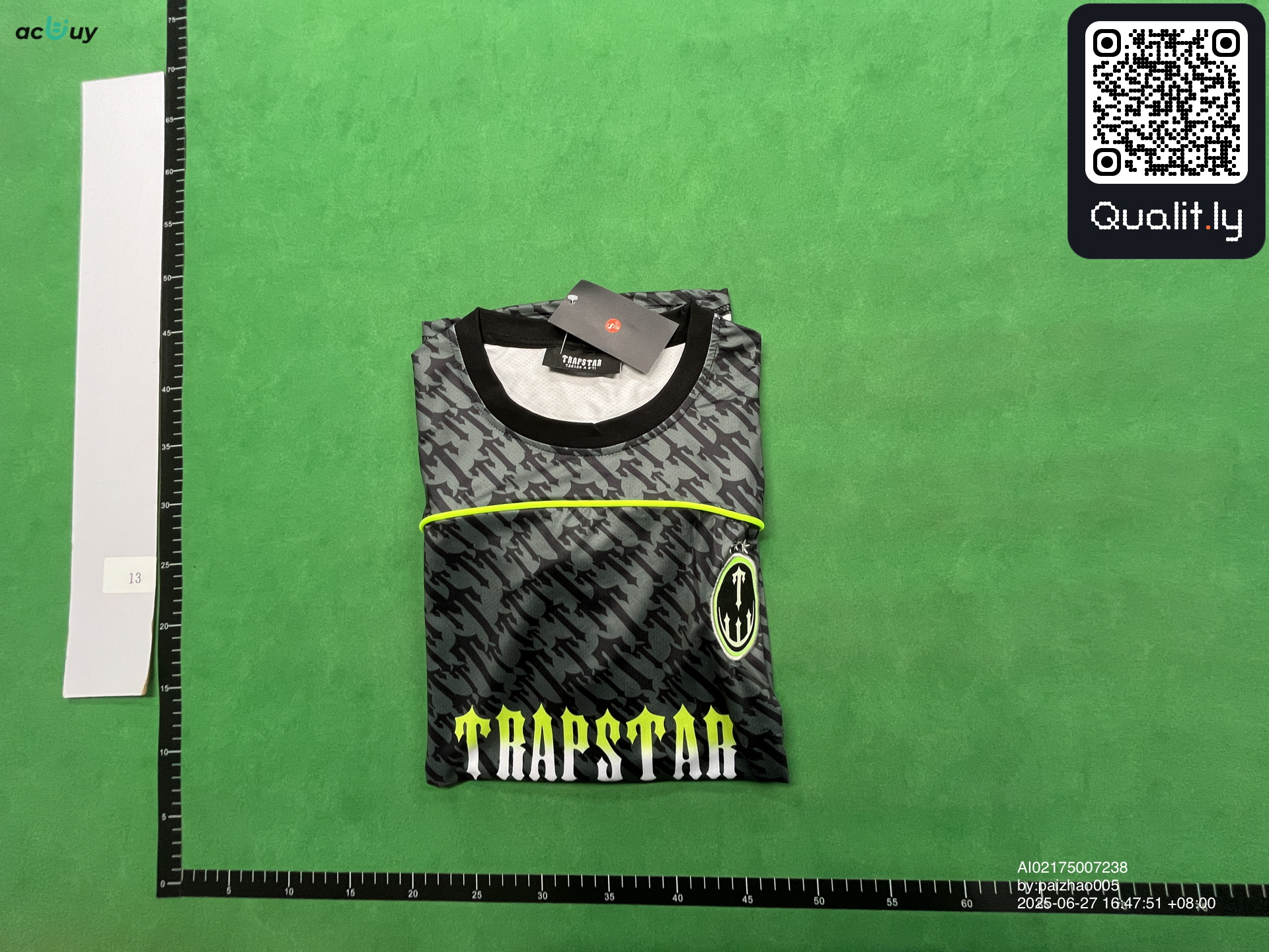 T-Shirt — QC-Foto 1 von 26