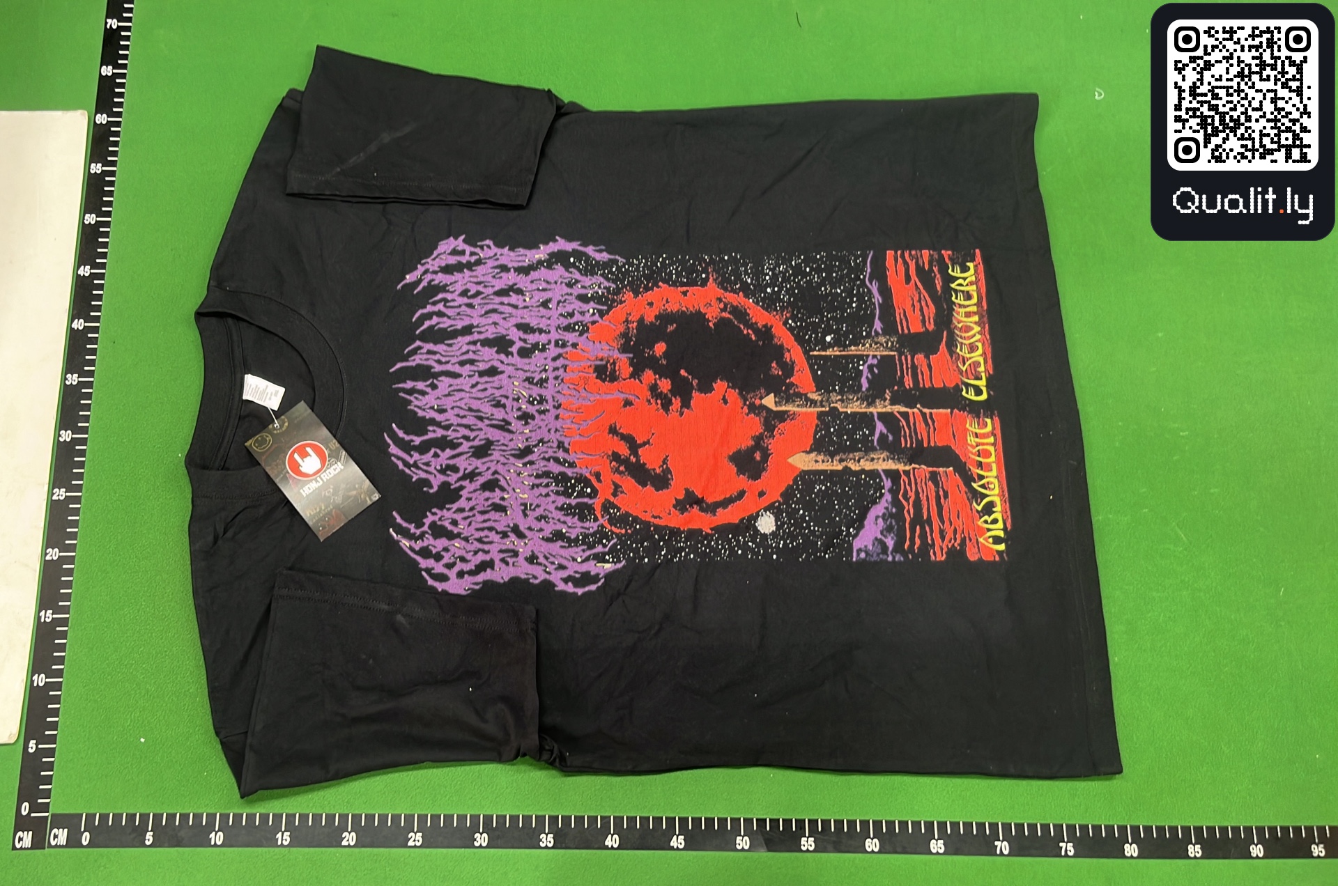 T-shirt QC photo 2 of 28