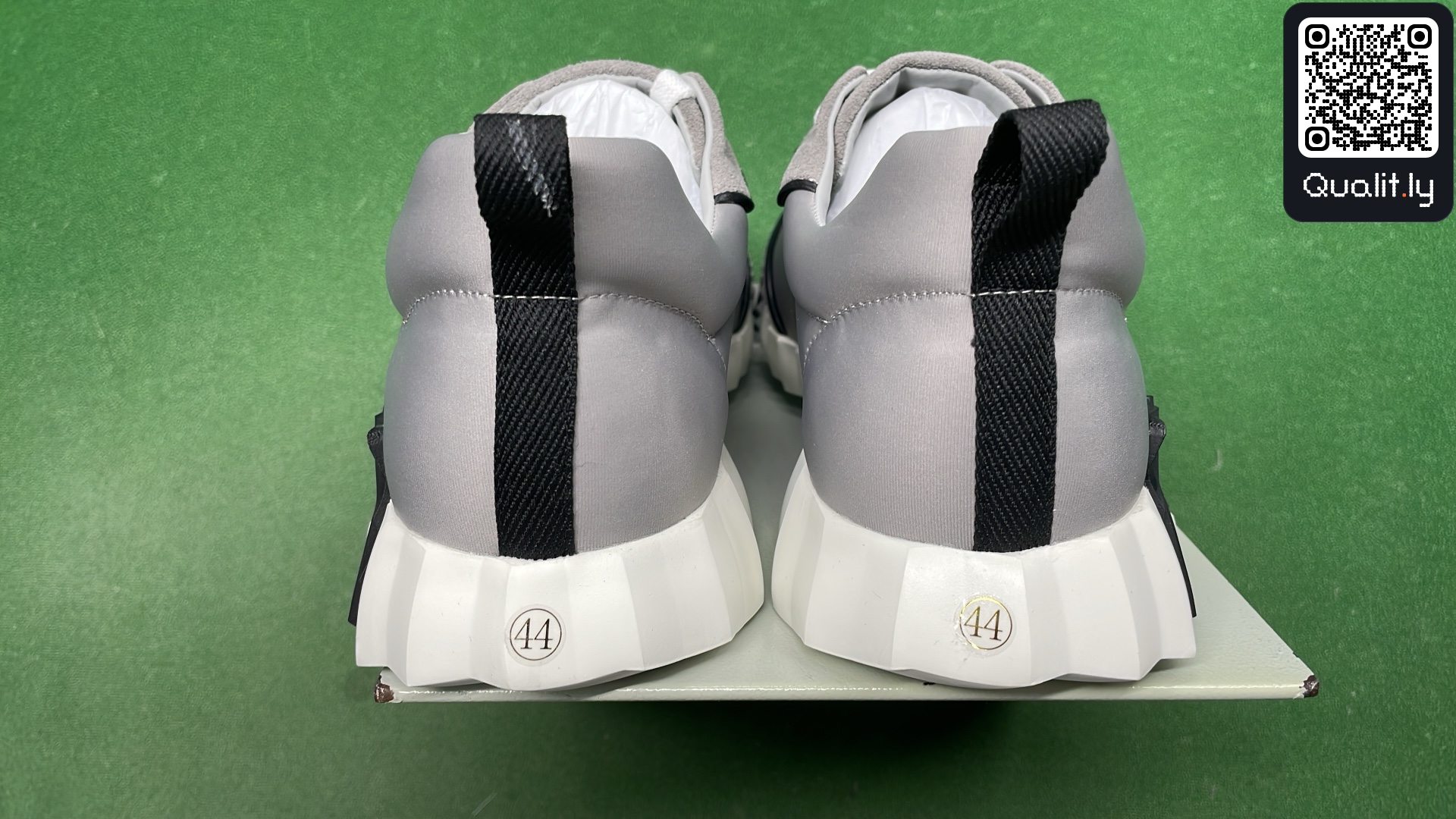 球鞋 QC 照片 3 / 12