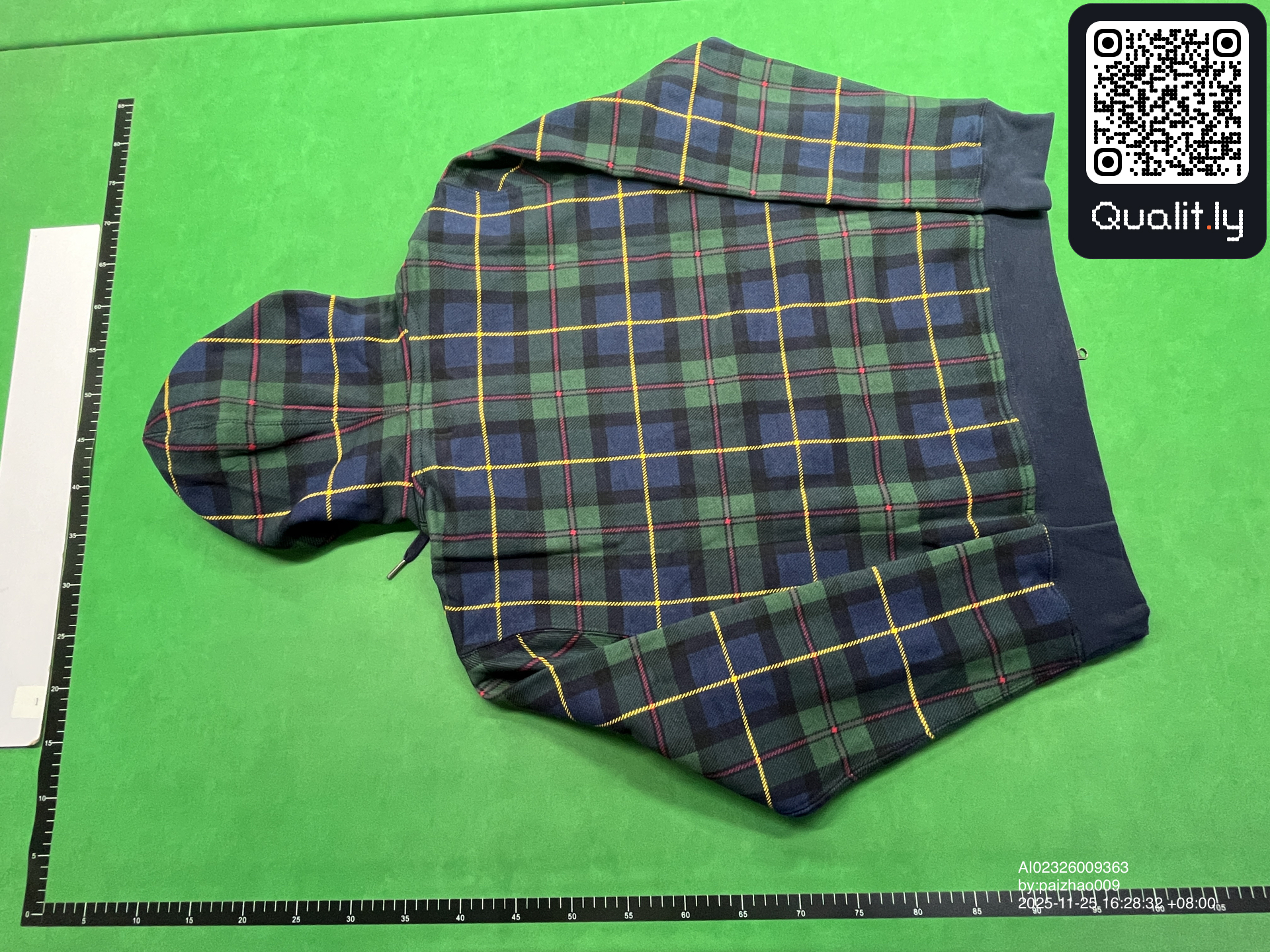 Sweatshirt — QC-foto 2 av 12