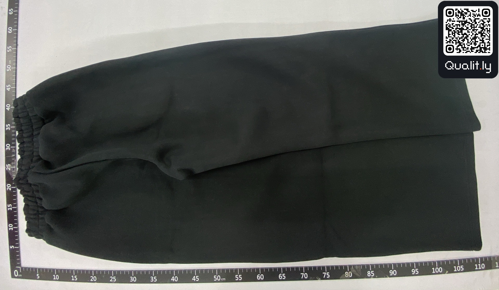 Hoodie QC photo 2 of 153