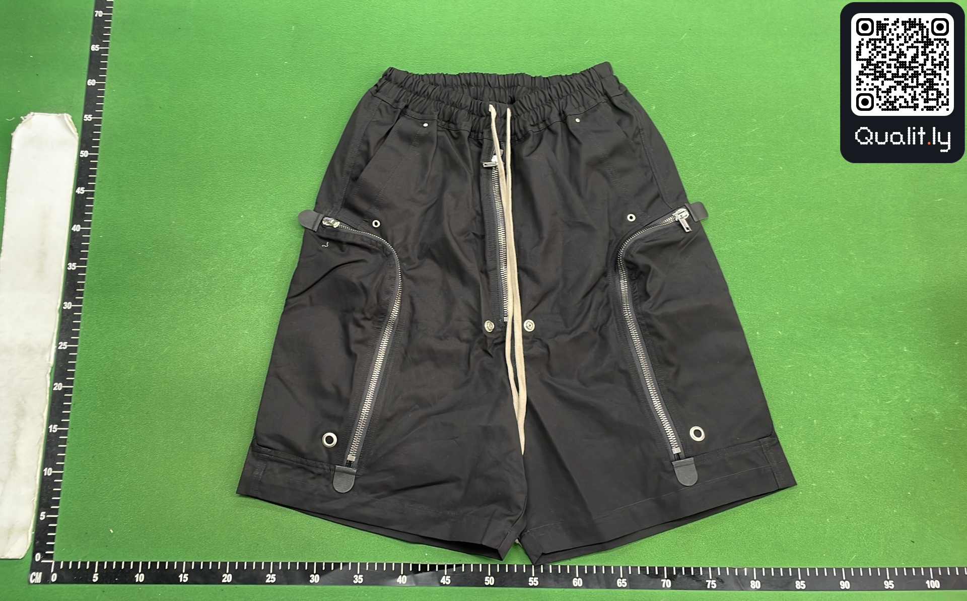 Shorts — QC-Foto 2 von 18