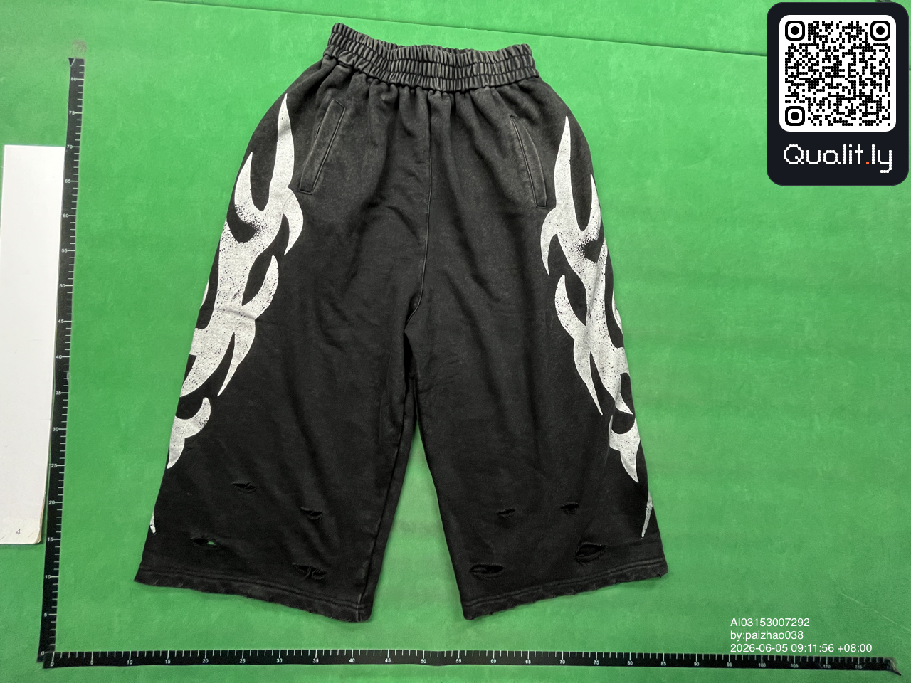 Pants QC photo 3 of 4