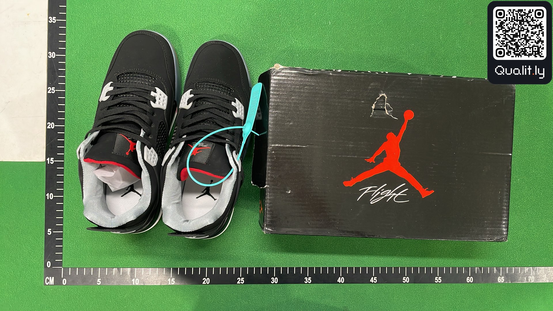 Sneaker — QC-Foto 1 von 12