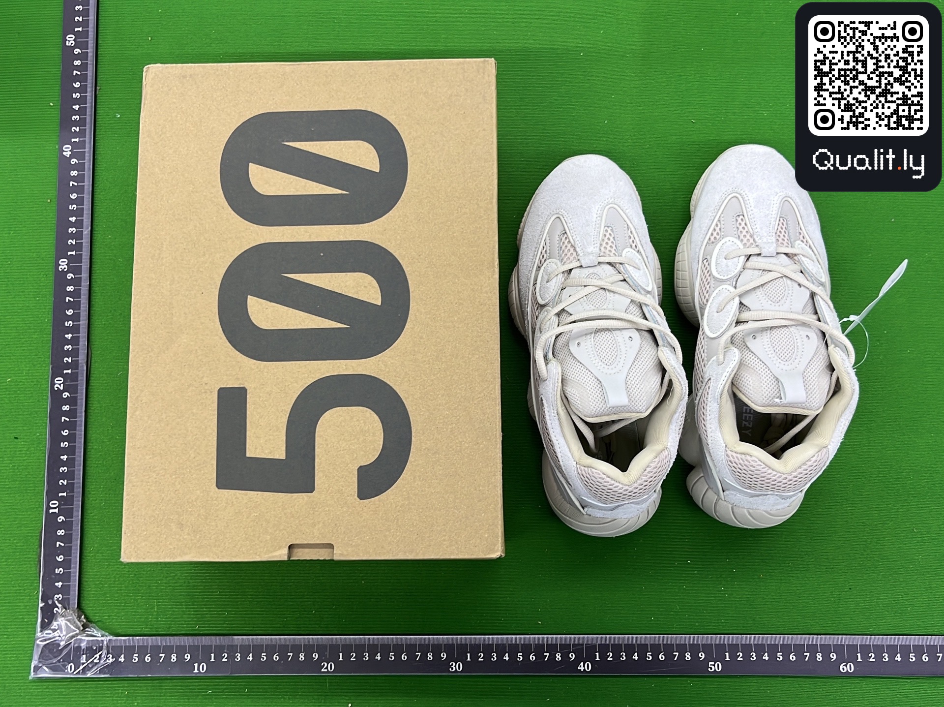 Sneakers QC photo 1 of 6